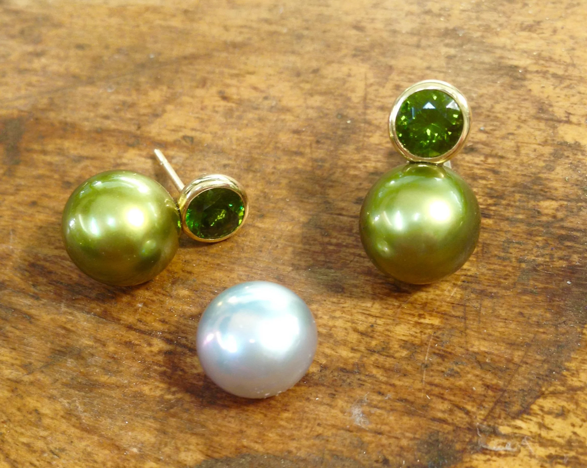Pistachio Green Tahitian Pearl Earrings with Green Zircon and 18 karat Yellow Gold