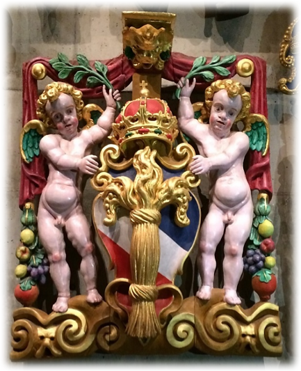 Vasa Family Grain Sheaf Coat of Arms, Contemporary wood sculpture from a 15th century warship, The Vasa Museum, Stockholm