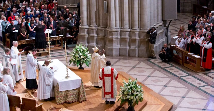 Presiding+Bishop+Curry+Installation.jpg