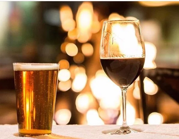 When it’s cold outside...
.
.
.
#mammothstories #welovebbq #mammothlakes #ikonpass #wintercocktails #whenitsnows