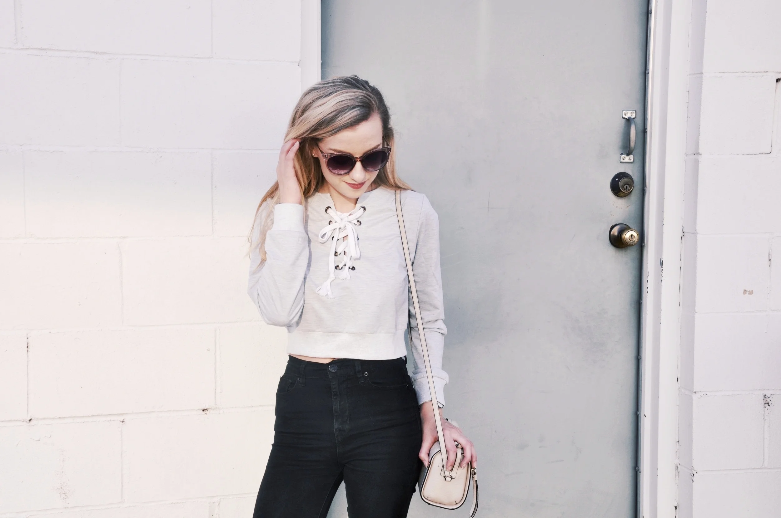 Sweatshirt: Dressfo , Bag: Kate Spade