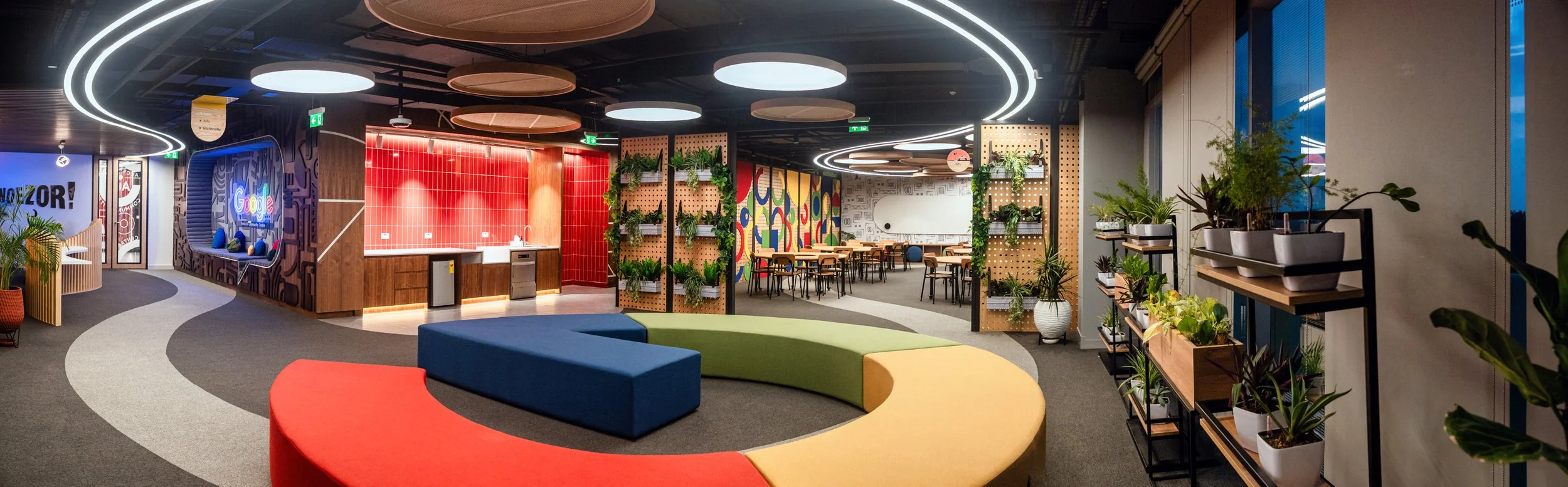 21.07.25-GoogleGhanaOfficeInteriorShoot-64-_CAP2887-Pano.jpeg