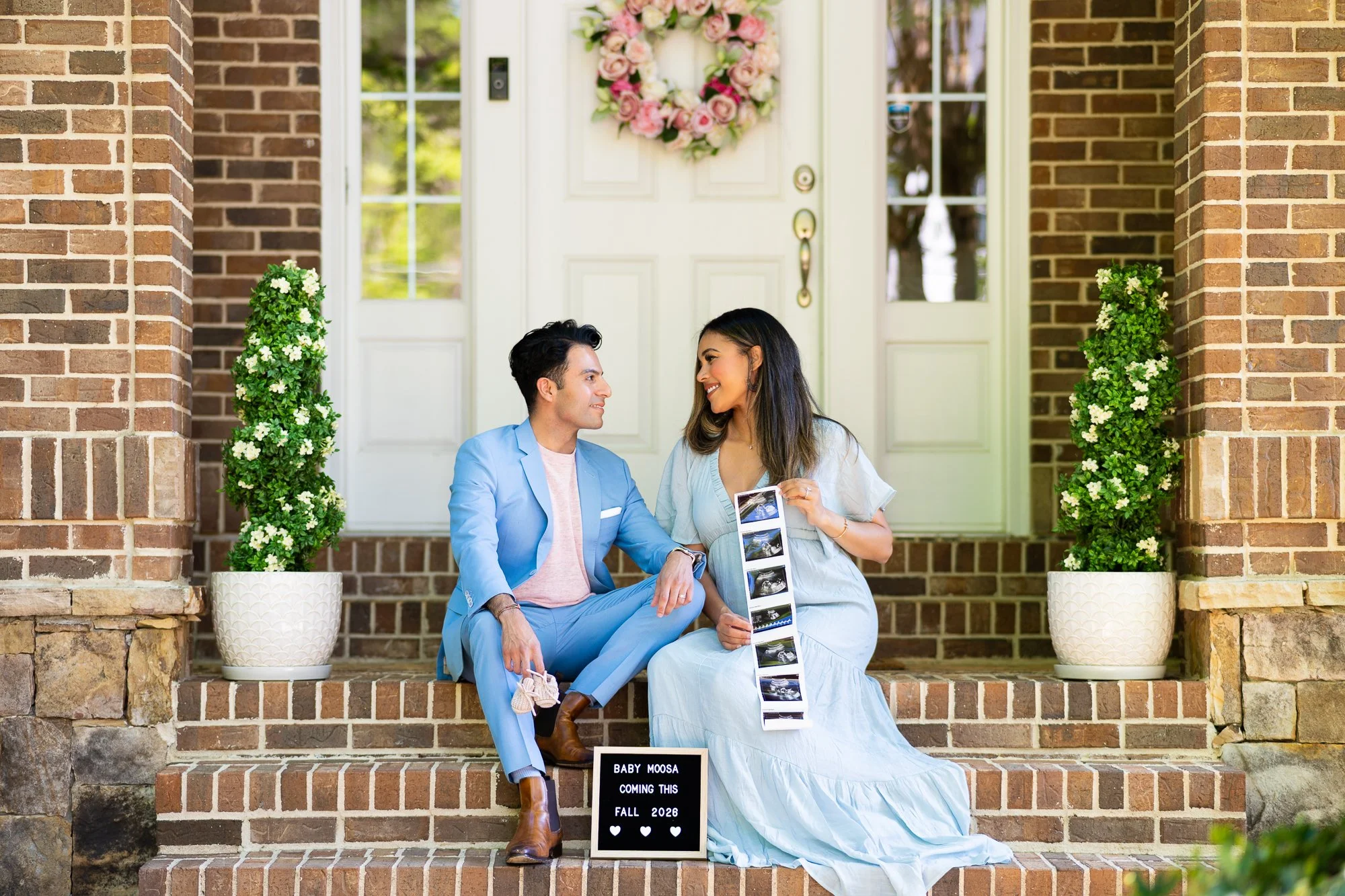 04.11.26-Faizan & Kaylin's Baby Announcement Shoot-6-_CA80167.jpg