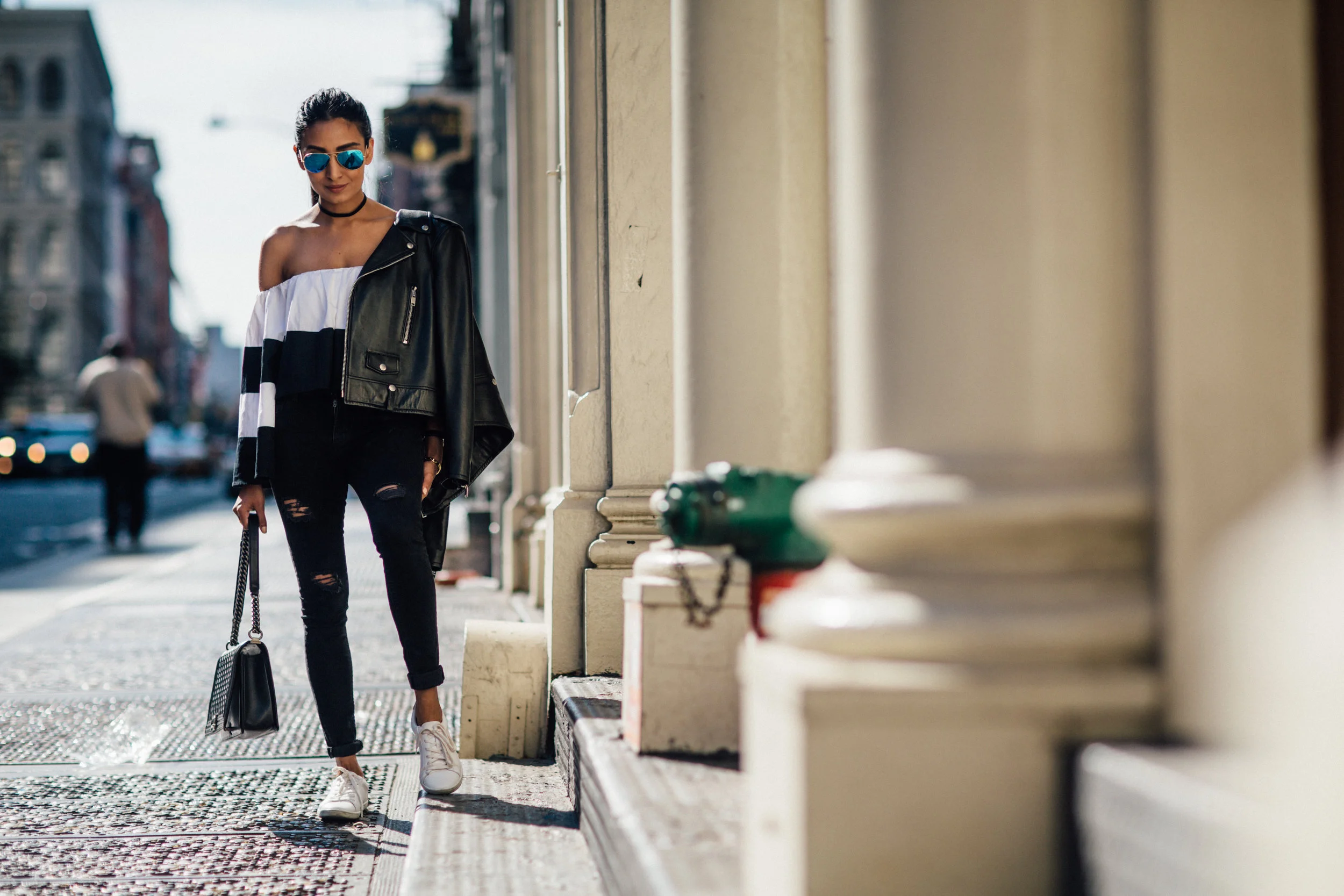 Off the Shoulder Top Kendall & Kyle | Boy Bag Chanel | Jeans Zara | Shoes Zara