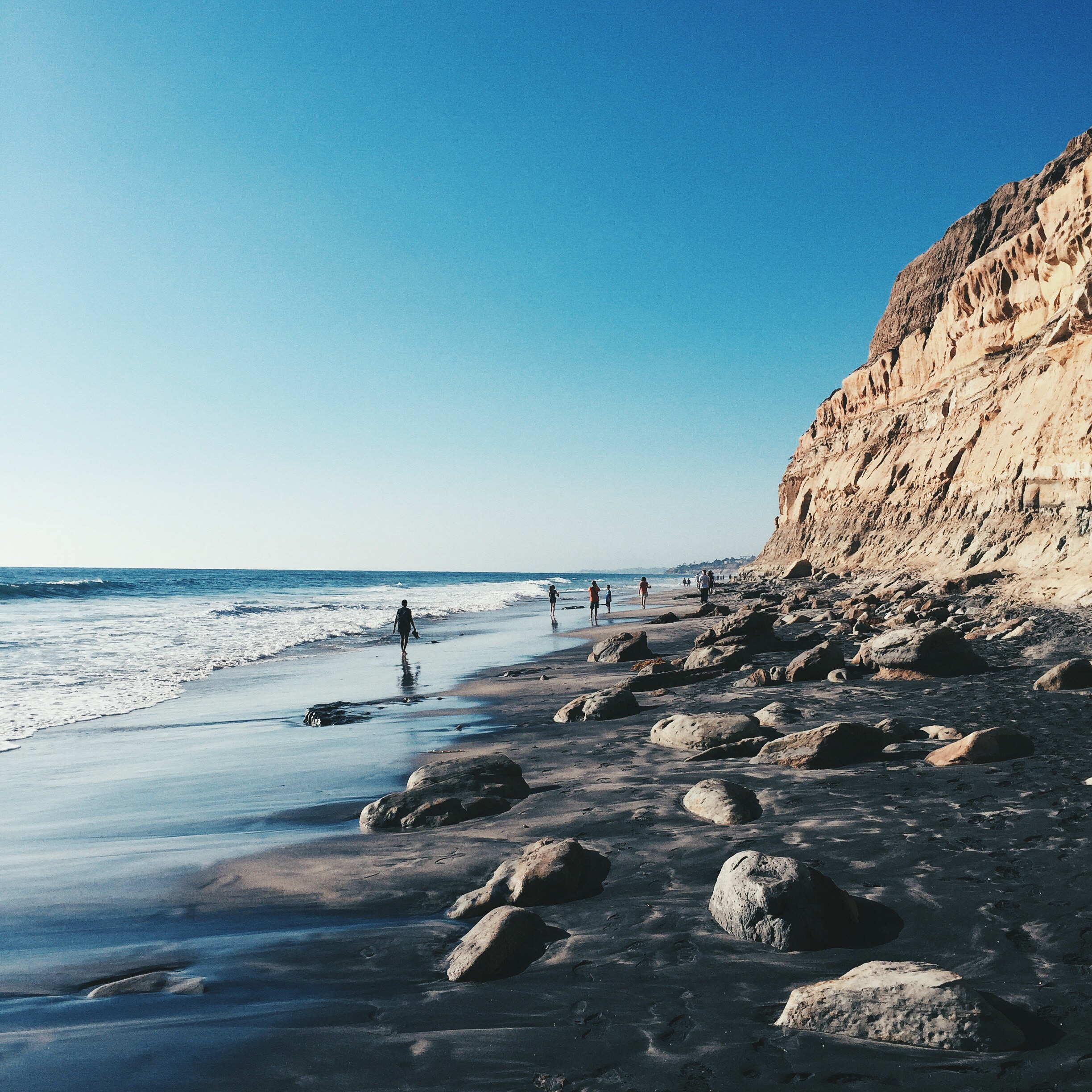 Once you get down to the water, it iss just a short walk on the beach to get back to the car. So beautiful and perfect. 