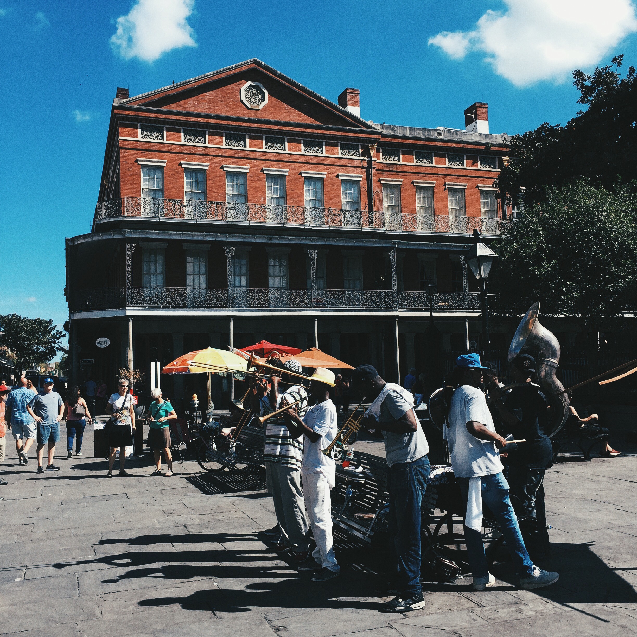 There would be random jazz bands on street corners throughout the French Quarter. 