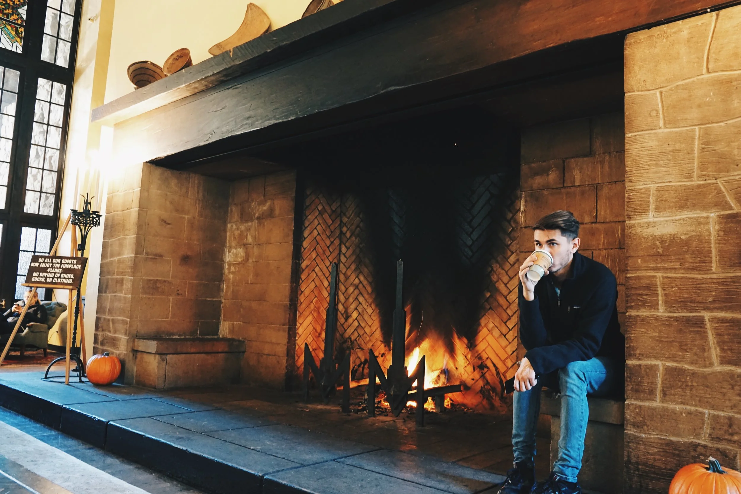 Coffees by the grand fire