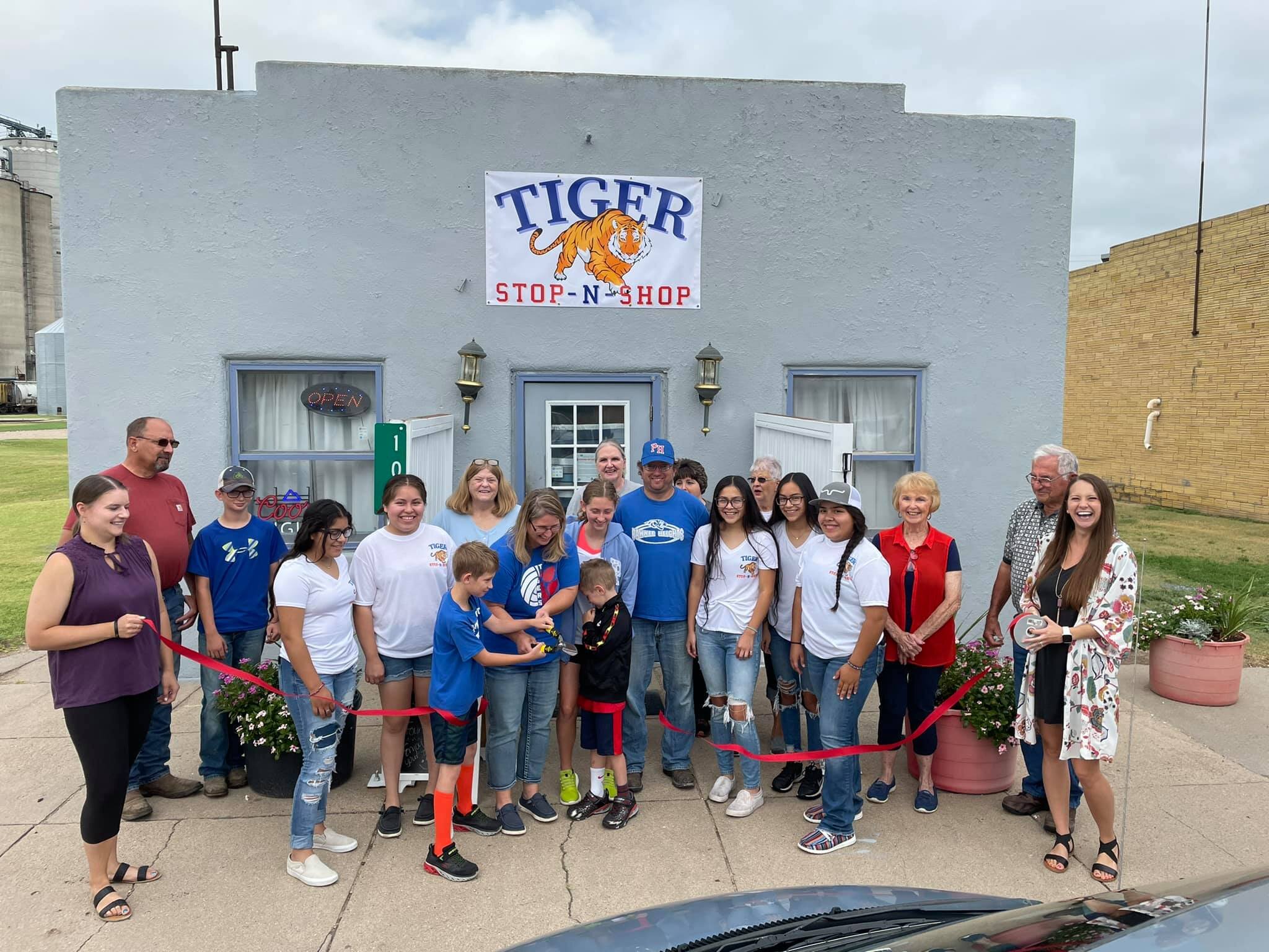 Tiger Stop N Shop Ribbon Cutting.jpg