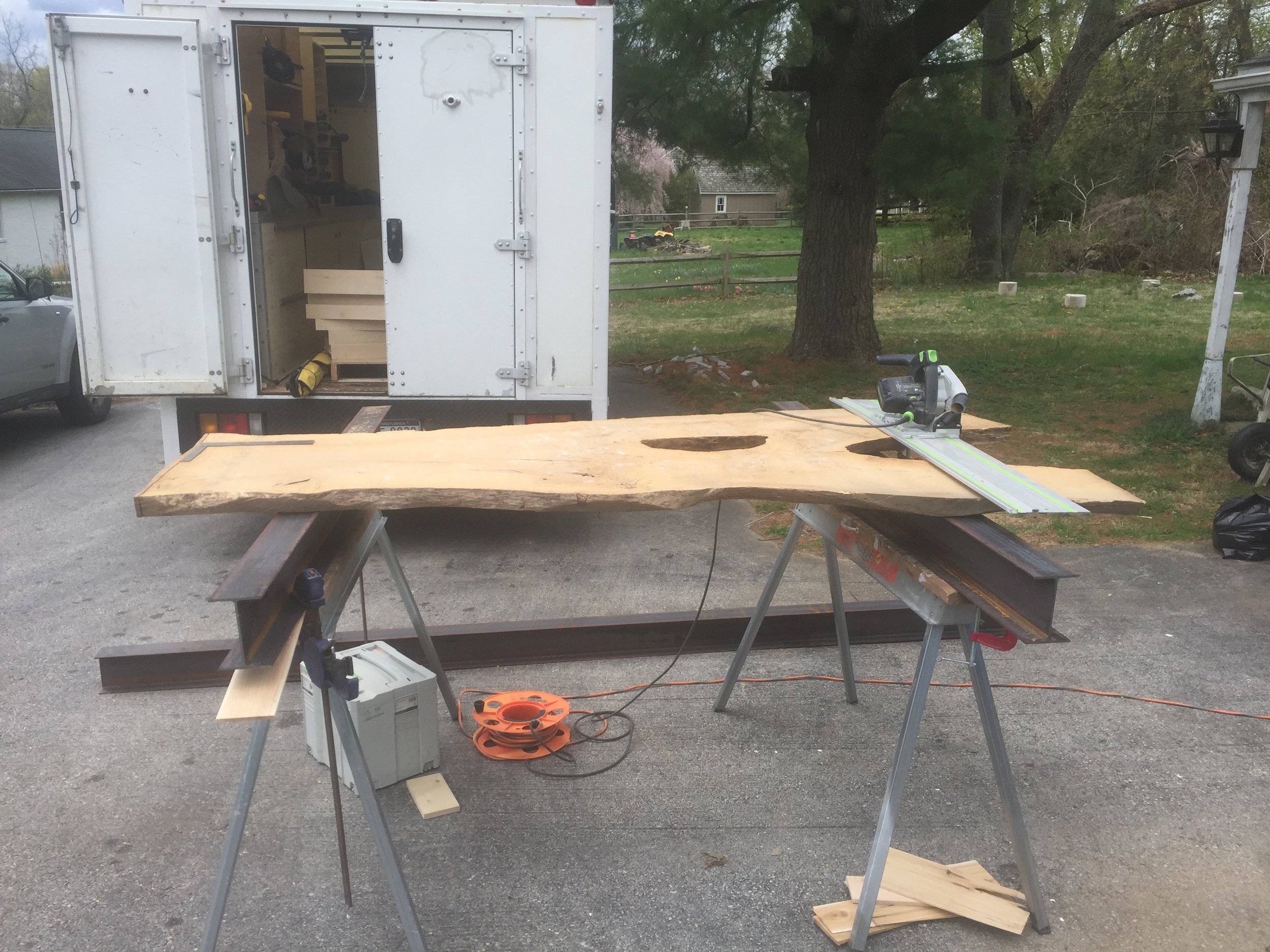  Trimming the slab to length. After this I flattened it using my router sled.&nbsp; 