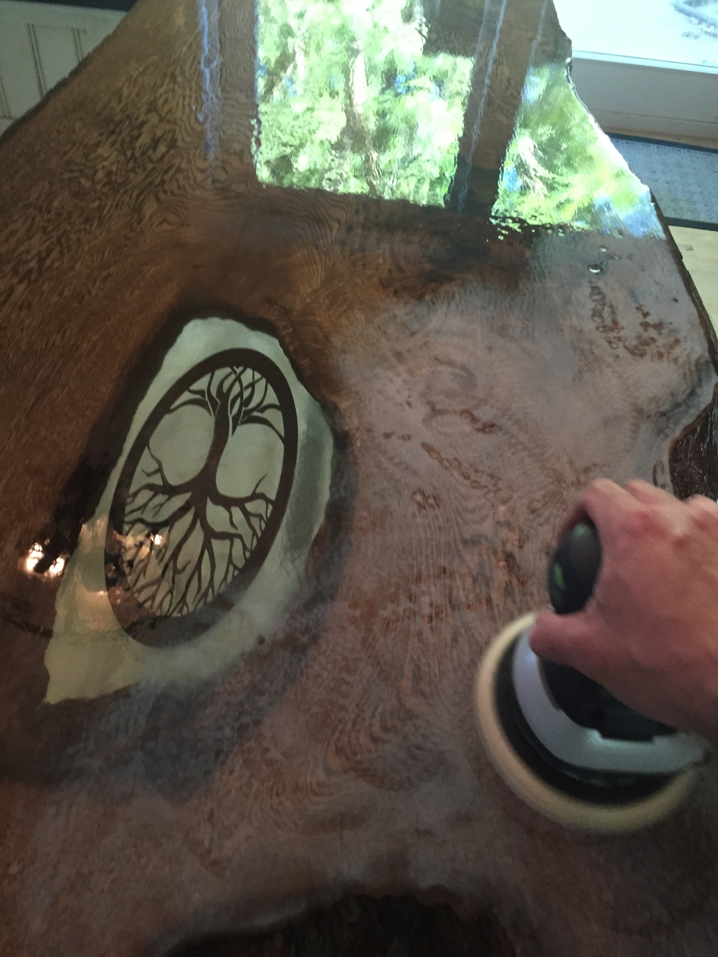  After staining and clear coating the table, I polished it to the desired sheen.&nbsp; 