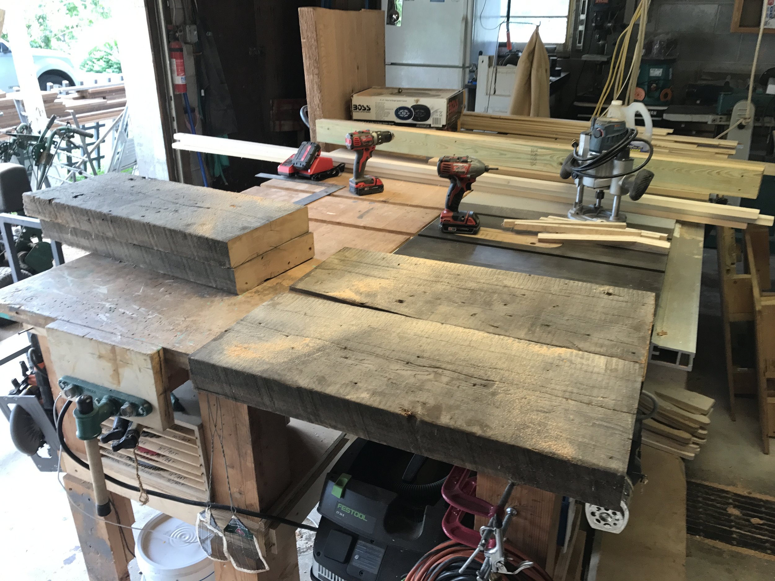  The beams weren't wide enough to span the table base, so i joined up two pieces for the top and two for the shelf, keeping the cut sides in the middle so that the existing patina was retained.&nbsp; 