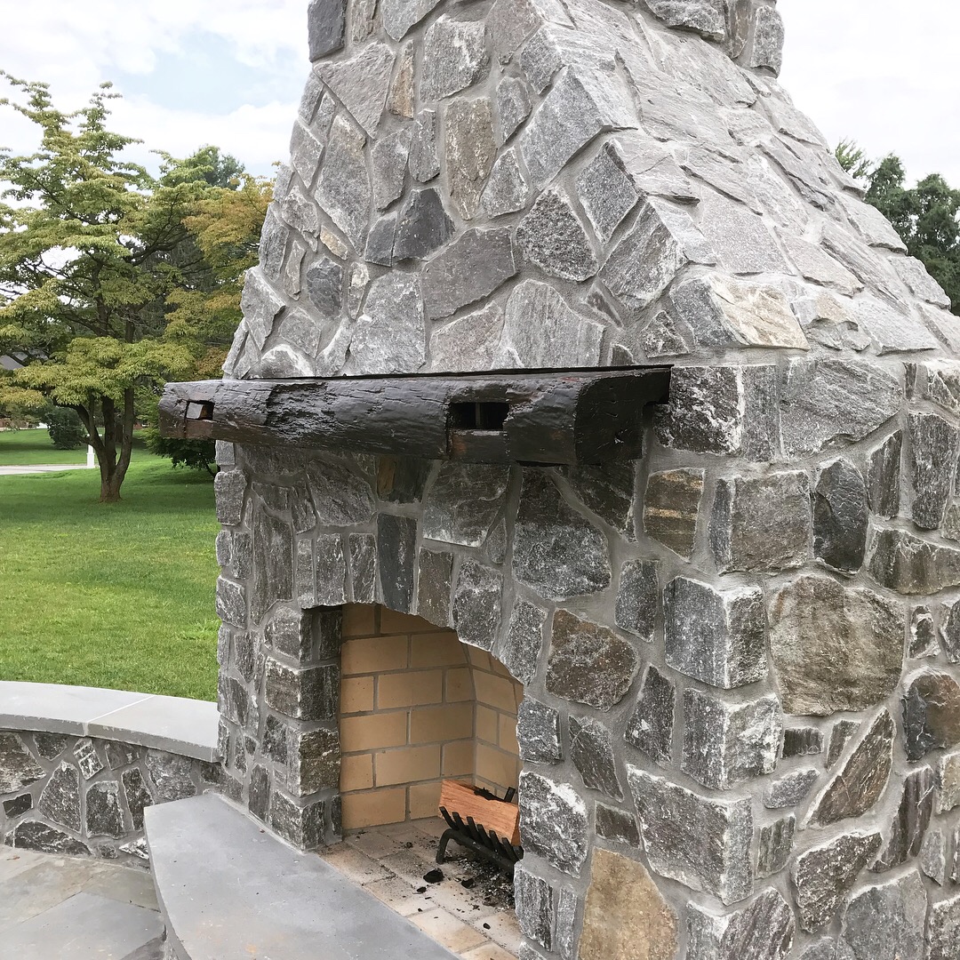  Looking down the right side of the mantle. 