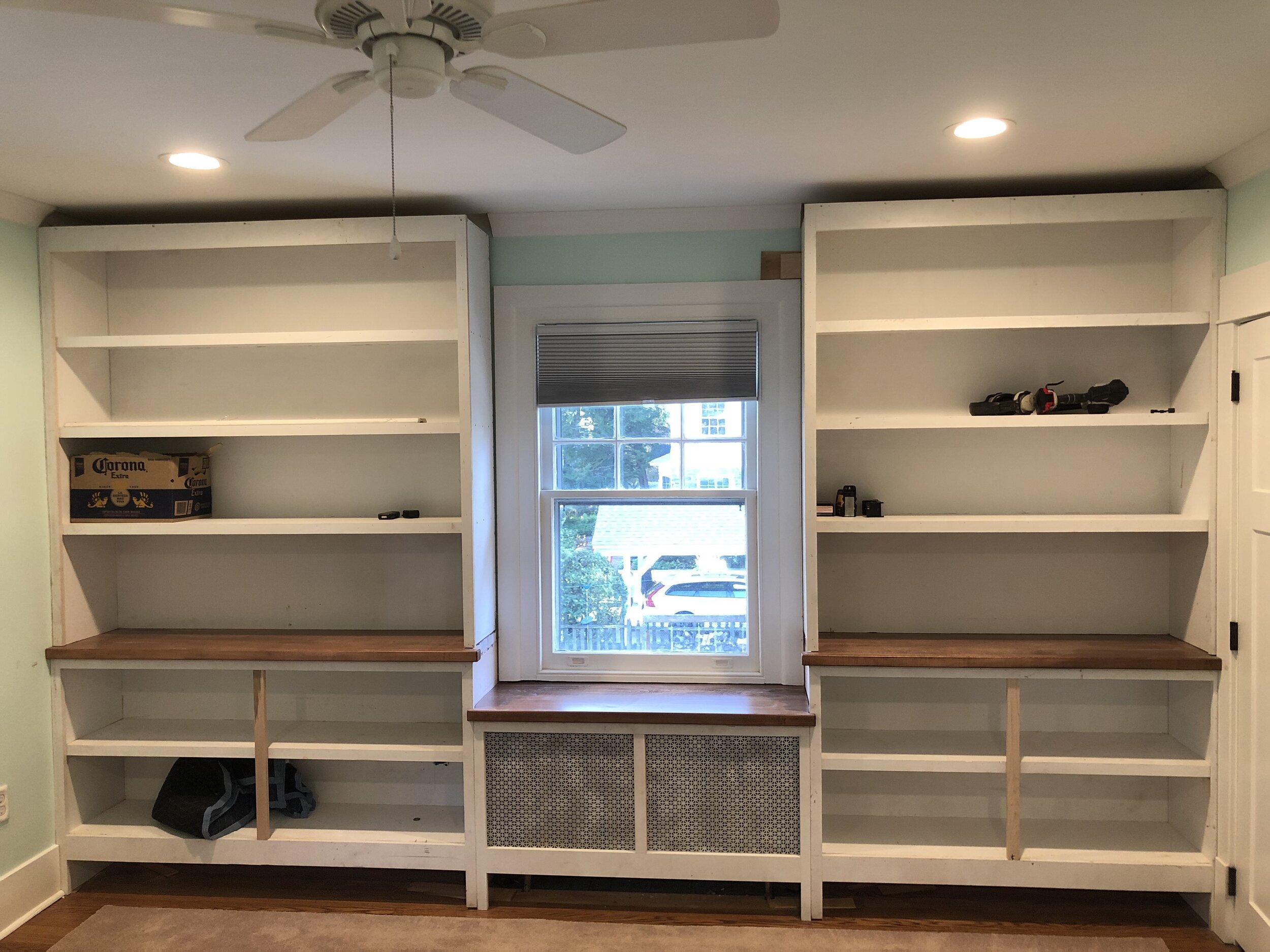  The upper cabinets installed. 