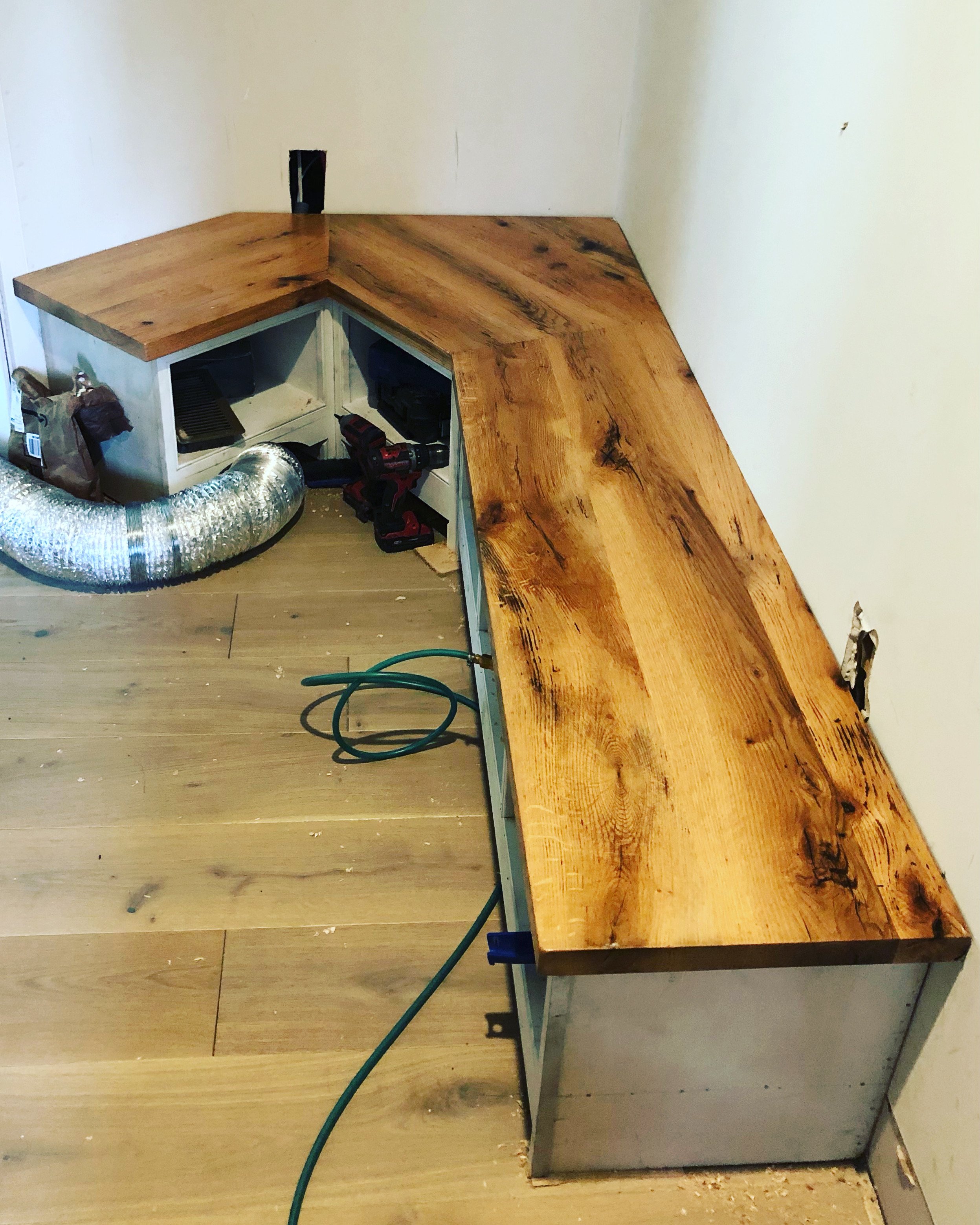  For the bench top I used reclaimed red oak barn wood. Finished with only a clear coat to preserve the character of the wood, it really turned out great.   