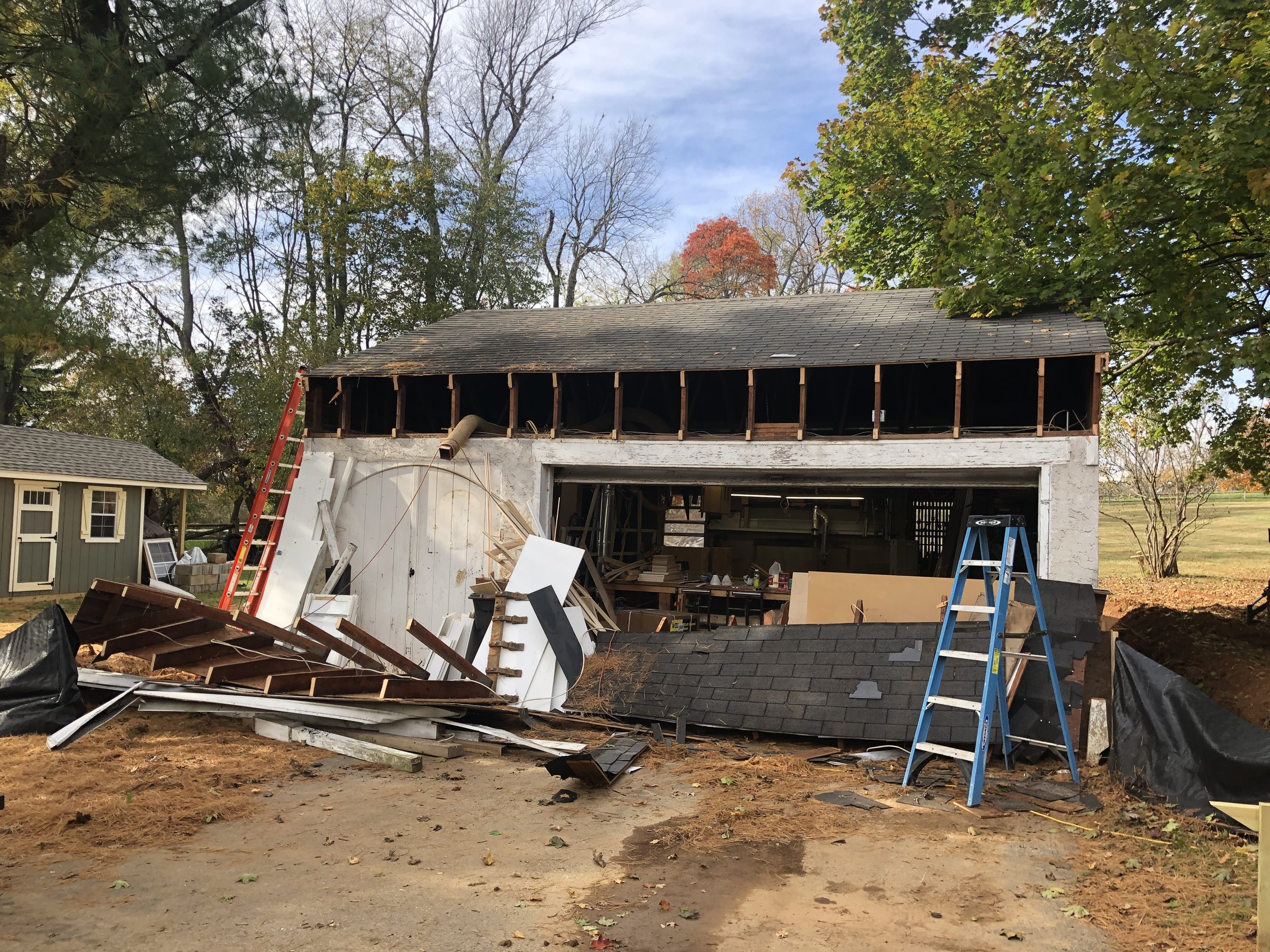  First step was to remove the front overhang of the roof so I could begin excavating. 