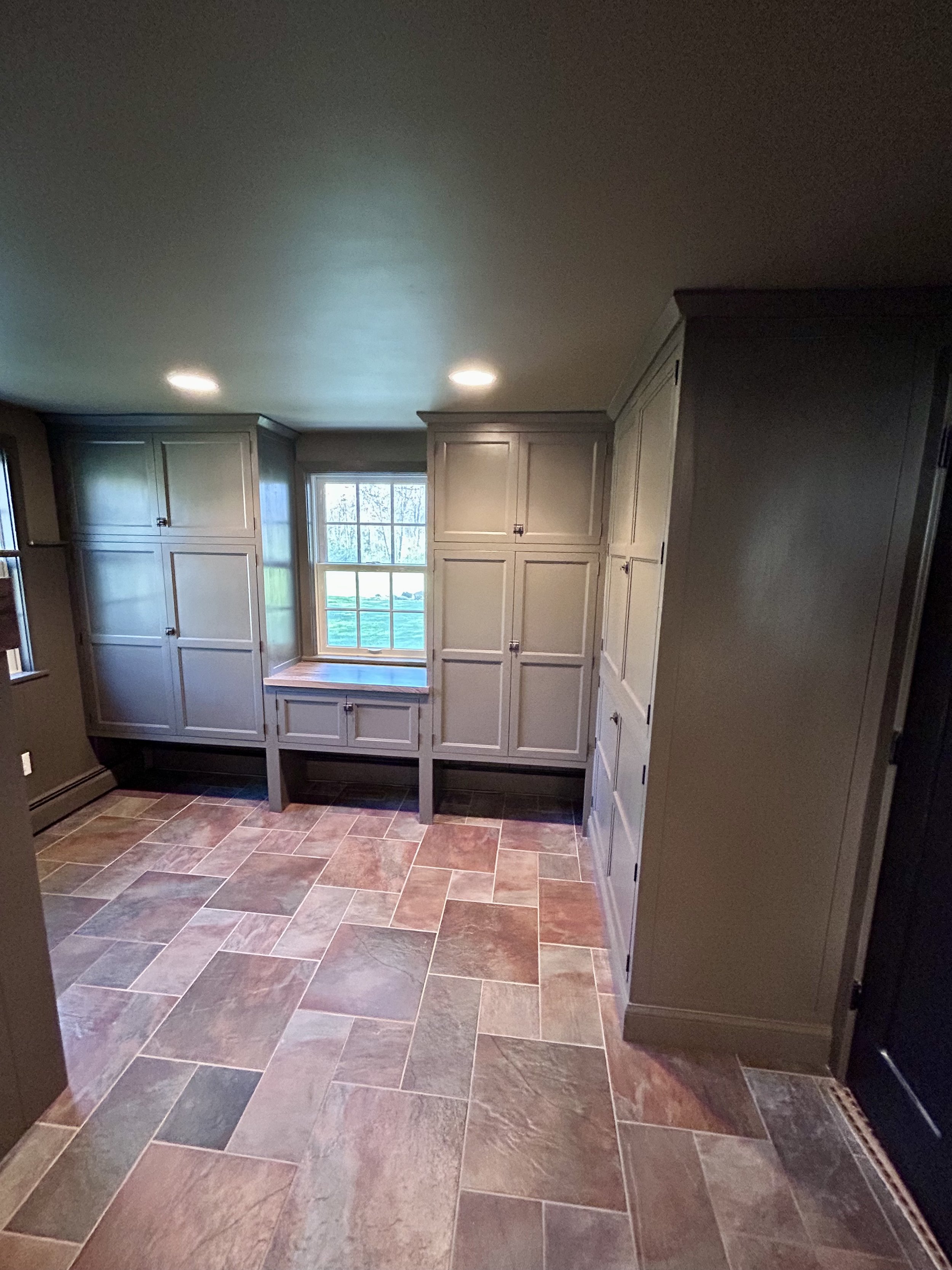  I spent a good bit of time during the design phase making sure the various sections of the cabinet face frames and doors would align and flow together visually. It’s a subtle detail that will mostly go unnoticed; however, it was worth the effort bec