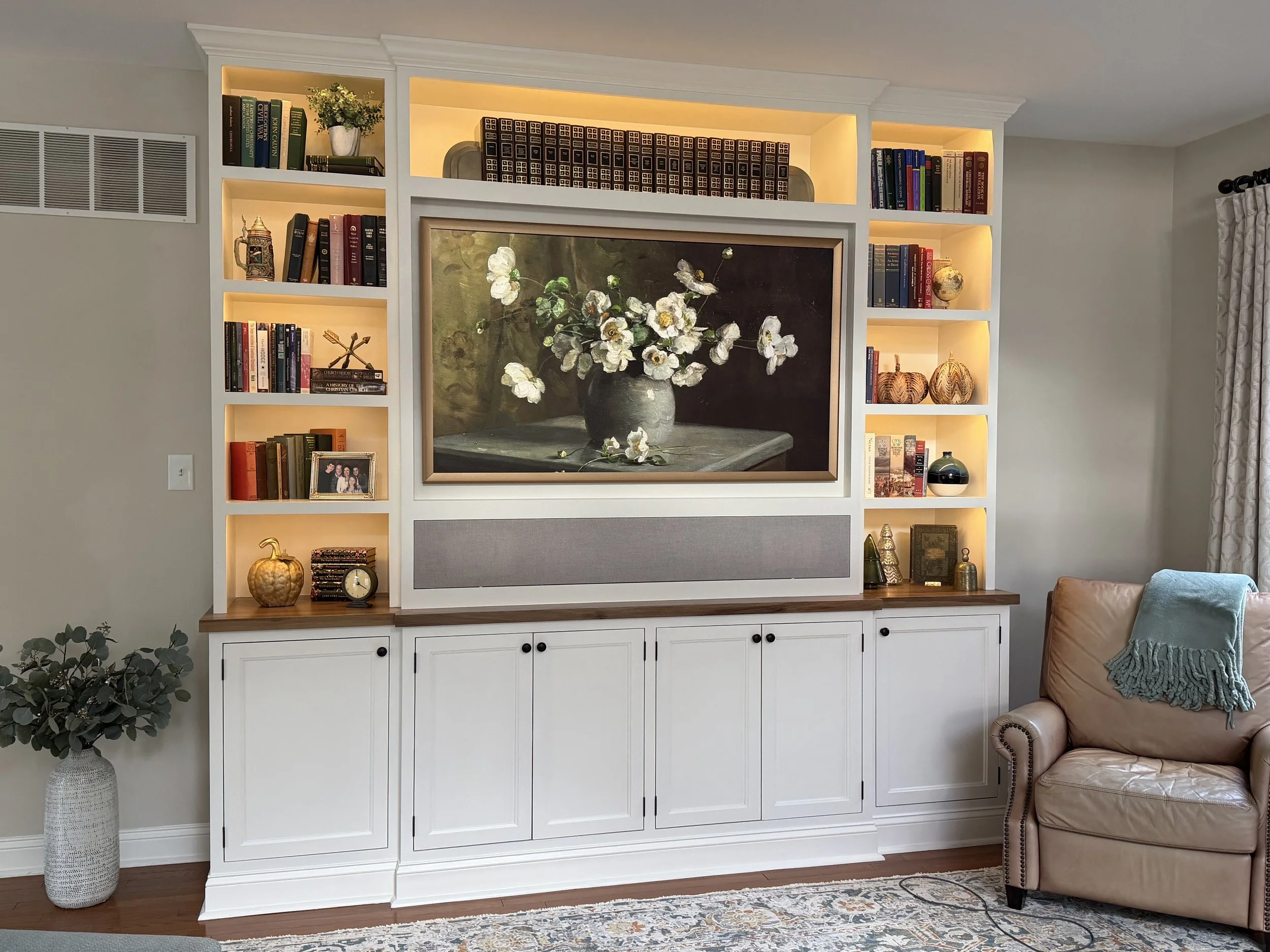  After I was finished the client was kind enough to send me this finish picture of it fully decorated.  