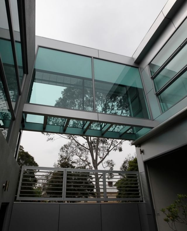 KEW, VIC
A Renovation project we did back in 2010.
We created an exciting and unique way to link the new with the old.
@d3buildingdesign
•
•
•
#heritage #renovation #glassbridge #buildingdesign #d3buildingdesign #windows #amaz
