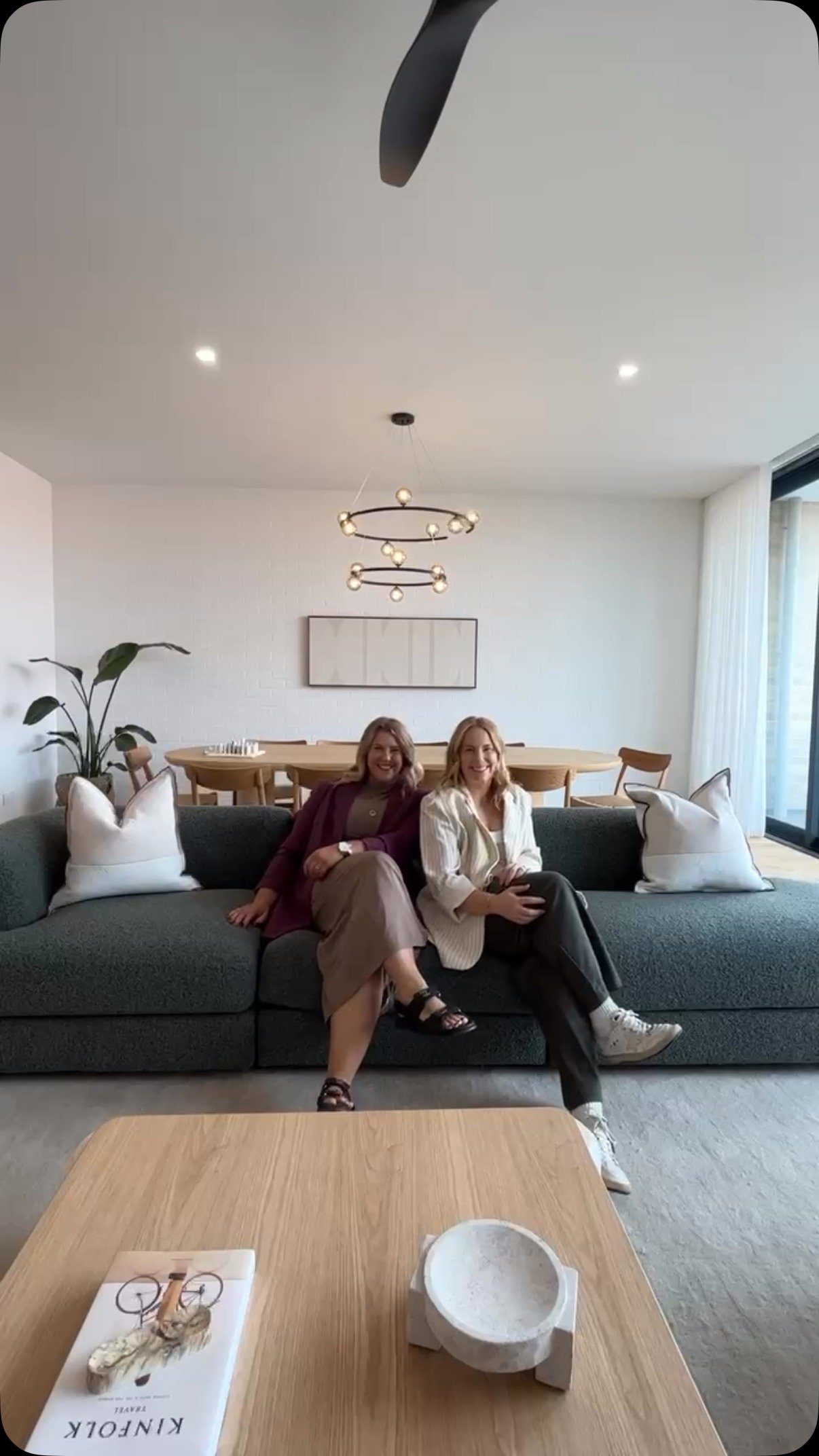 One Year of The Design Custodian Home Staging!
What a year it’s been! From staging stunning homes to creating spaces that buyers can’t resist, we’ve had an absolute blast bringing our visions to life.
Here’s to a full year