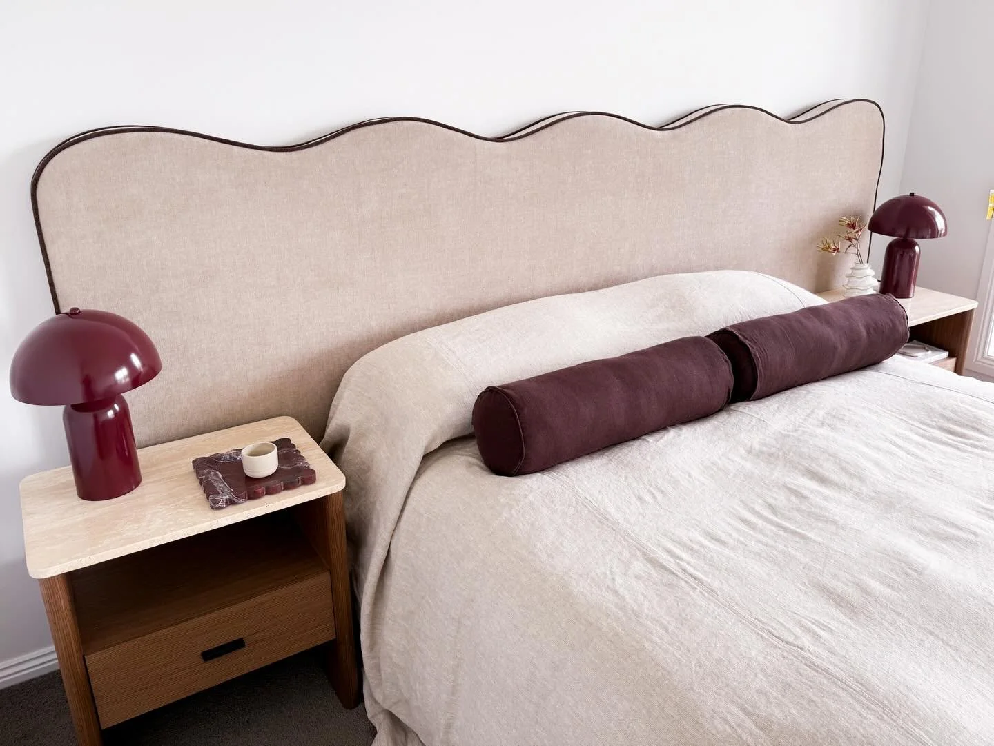 INCOMING&hellip; and she&rsquo;s bringing main character energy ✨

Layers of texture, warm neutrals, and that deep wine moment we are absolutely obsessed with right now. This is what happens when minimal meets moody and decides to show off.

Proof th