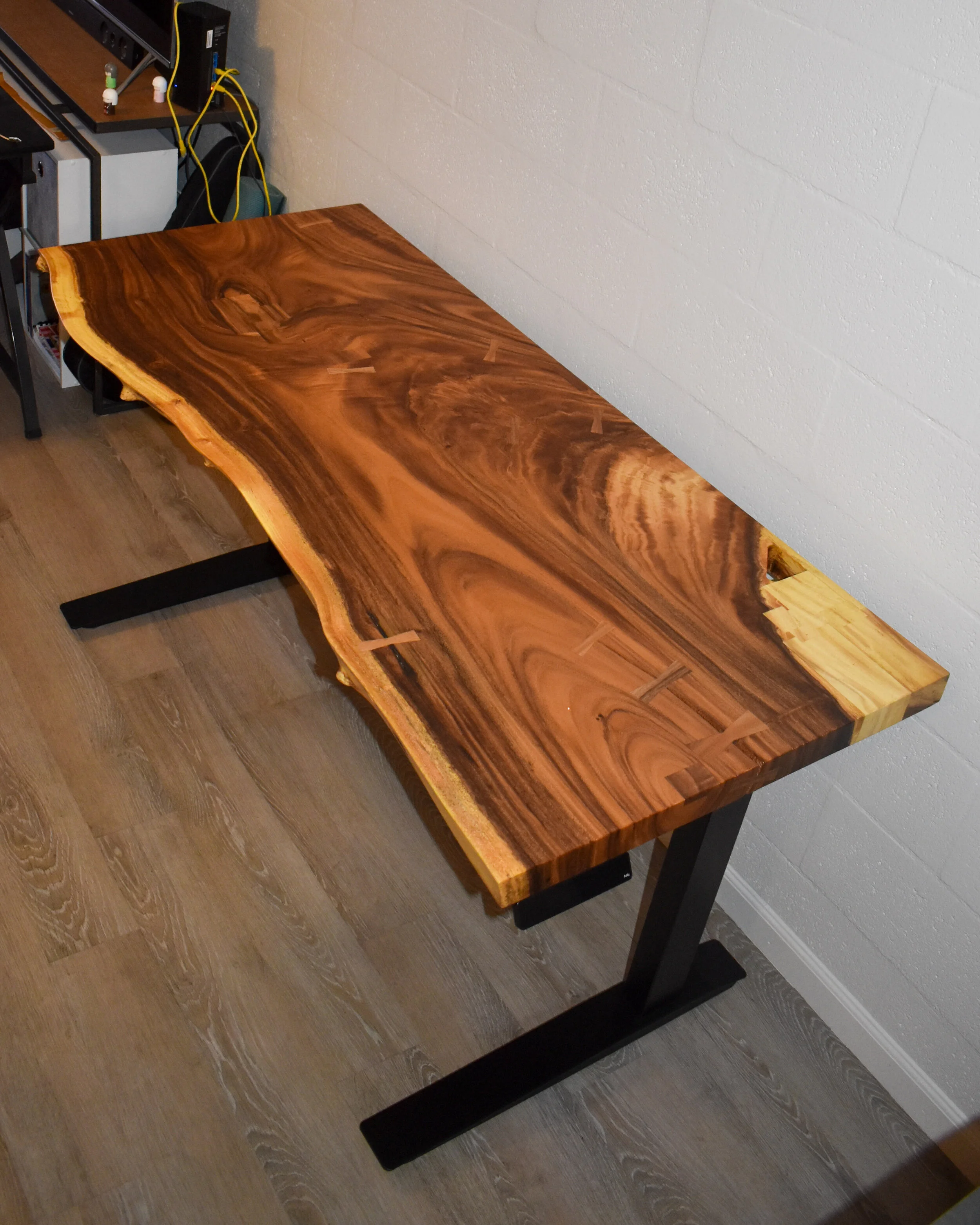 monkeypod desk overall.jpg