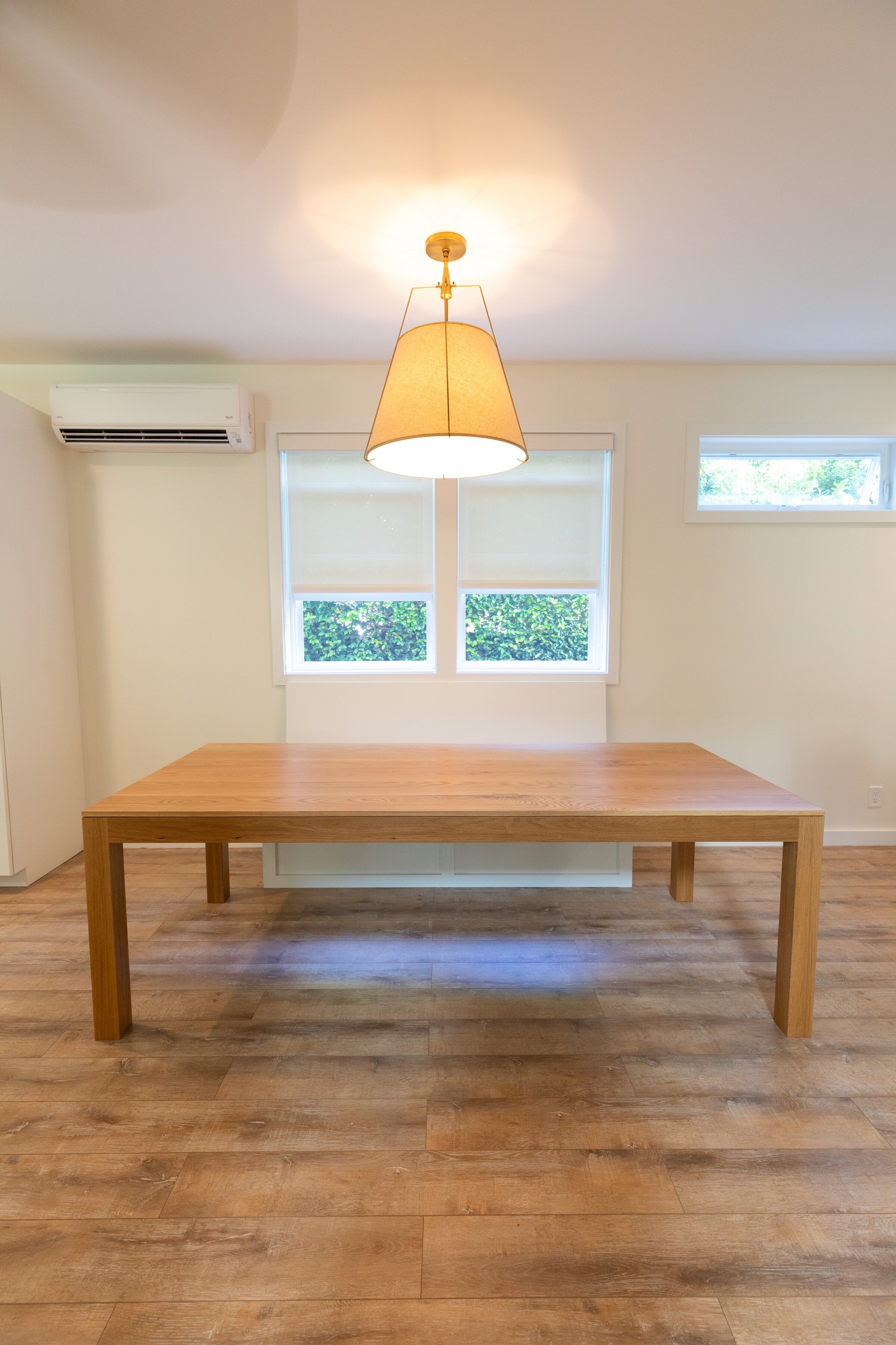 Cuboid dining table in white oak