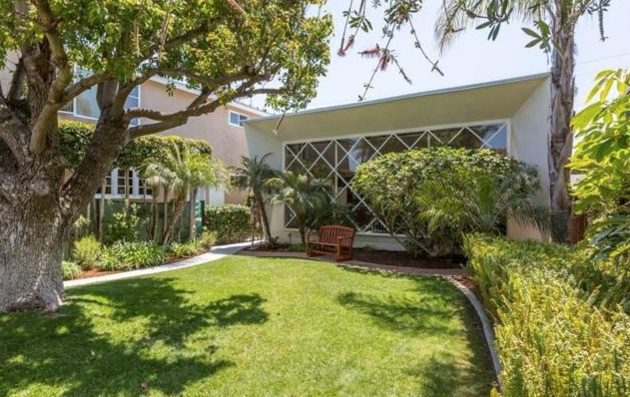 216 8th St. Seal Beach 90740