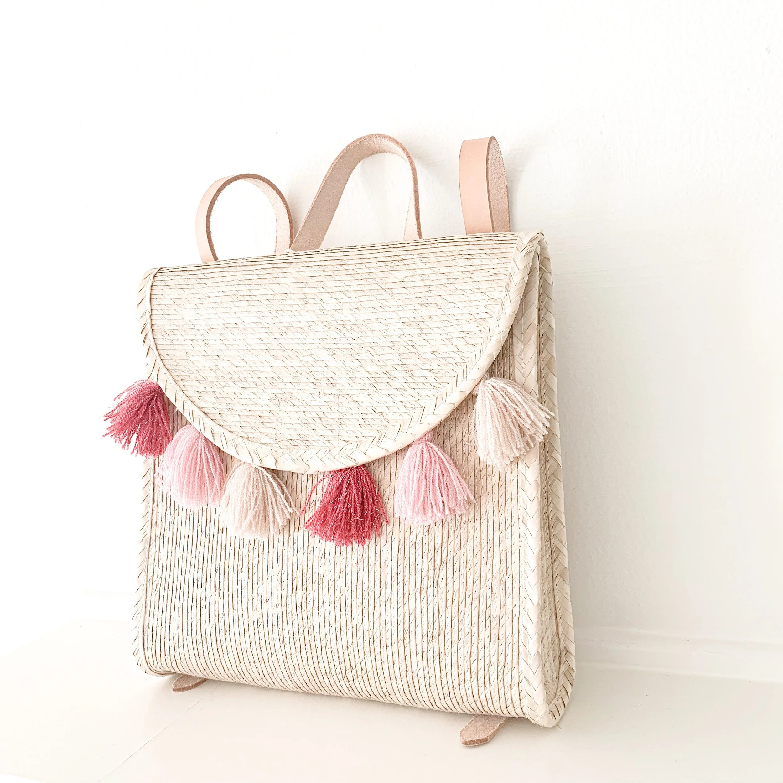 02DAAD40-63A3-4A87-ADB0-80C368307026