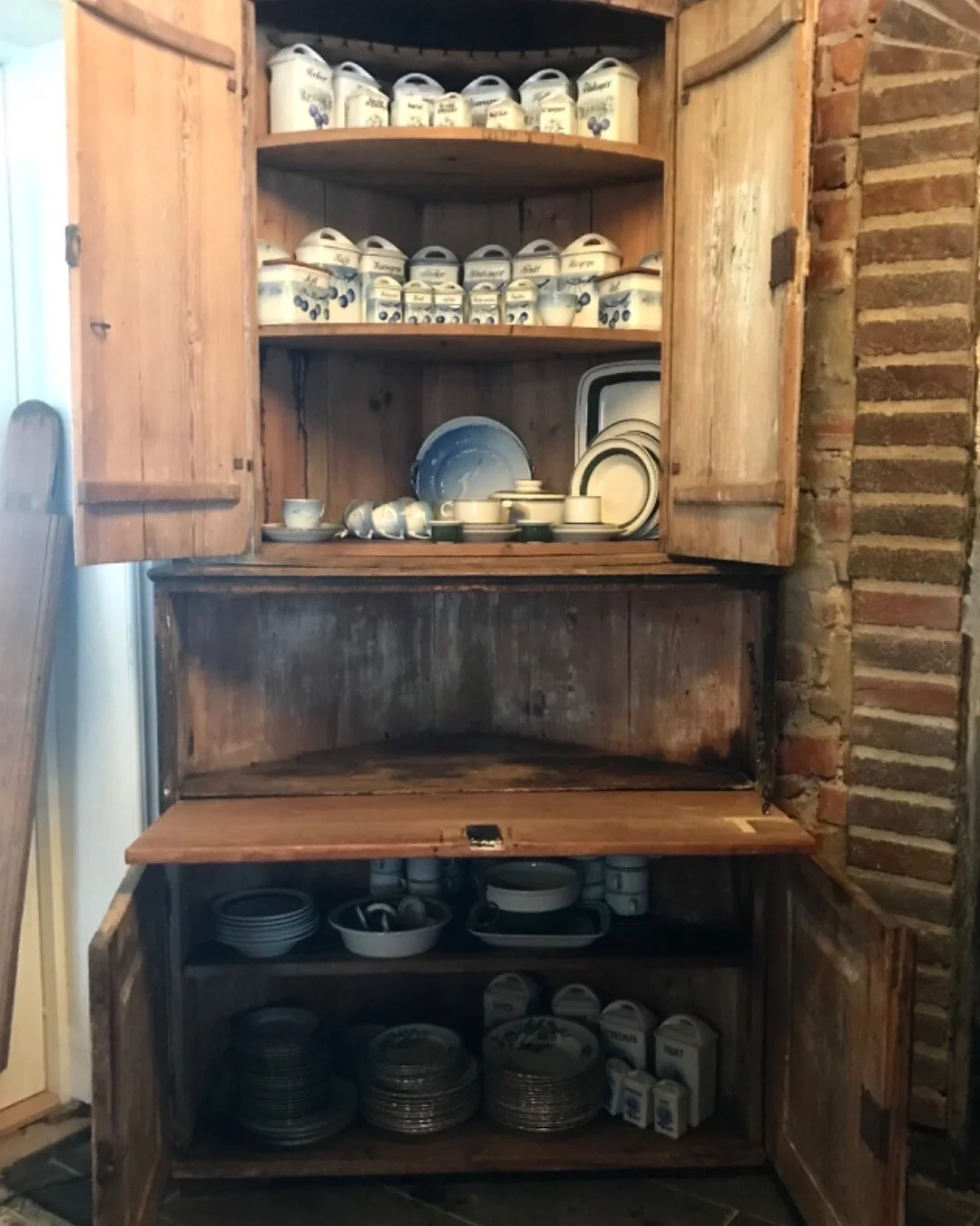 24D23E64-9A46-4EC4-B282-5D2FC6BCCF0A