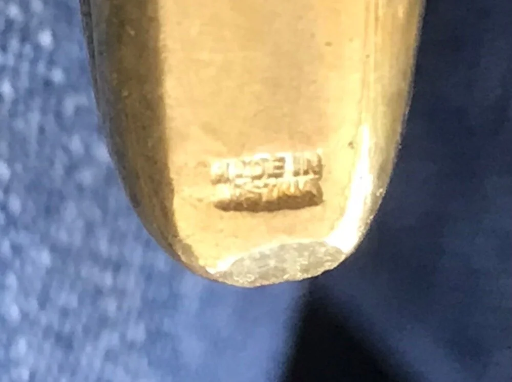 21C3D825-8876-4CE5-BE12-146D416FF8E0