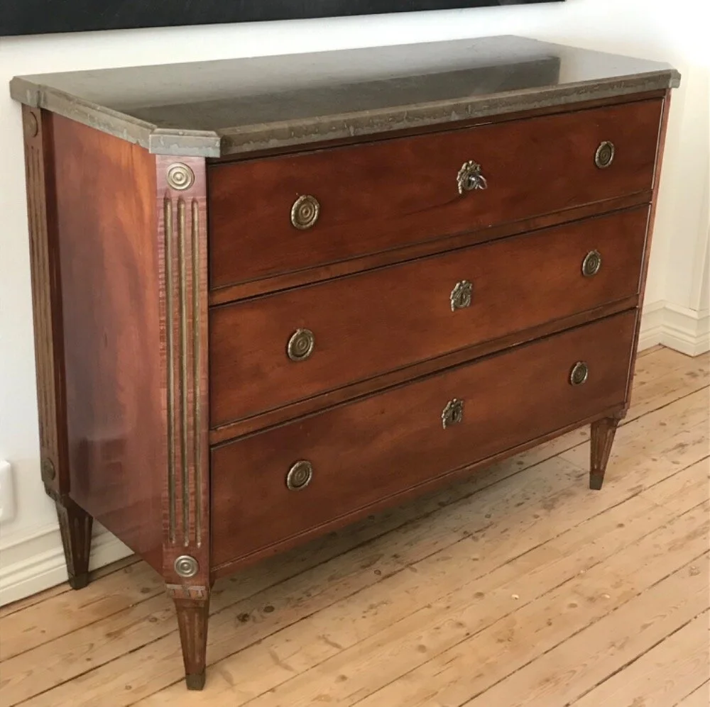 FBB193DB-AE3E-42A4-B2A8-39F3D7B17A9F