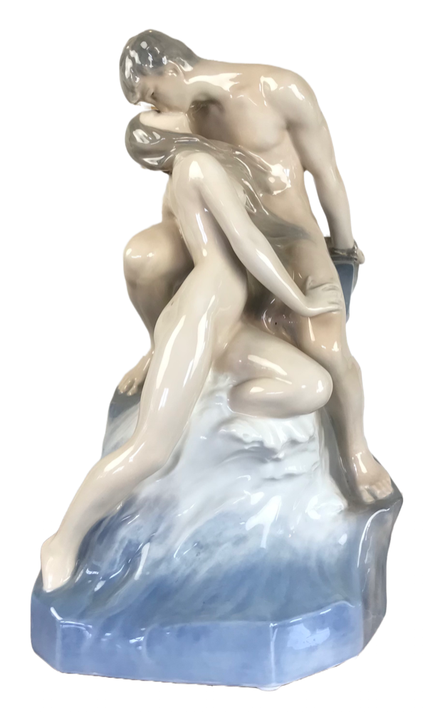 1CCE6F4F-C36D-400E-A630-2EA4026F2F04