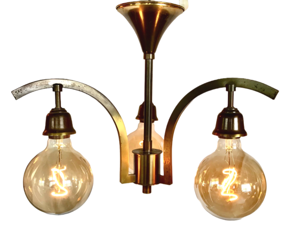 33B3BFB0-B913-4557-8586-9743F9DC876C