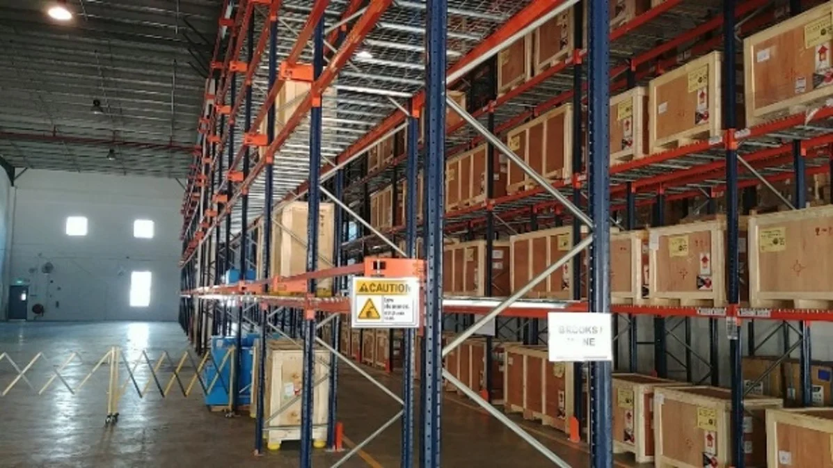 warehouse pic.jpg