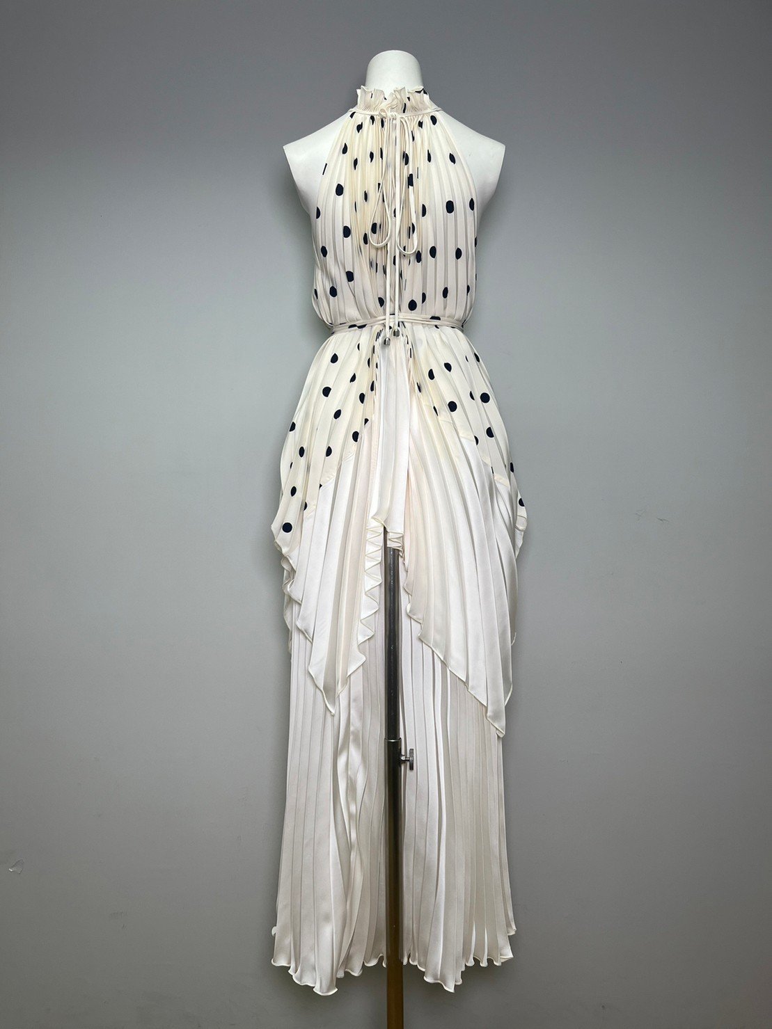 LINE_ALBUM_New collection_๒๓๐๓๒๙_0.jpg