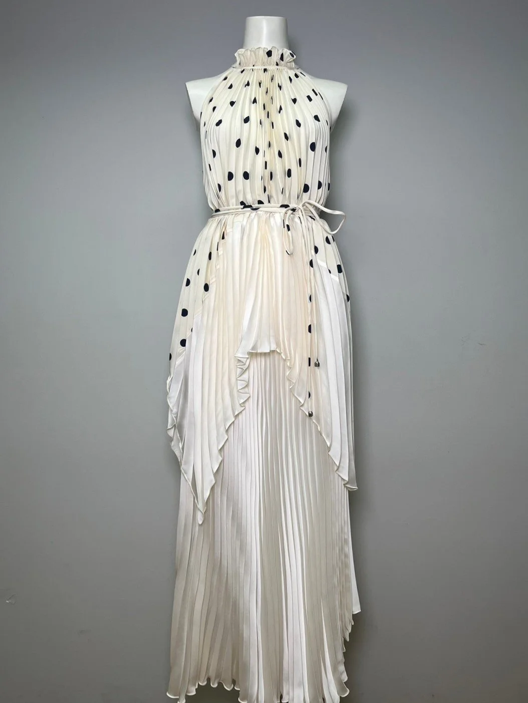 LINE_ALBUM_New collection_๒๓๐๓๒๙_7 (2).jpg