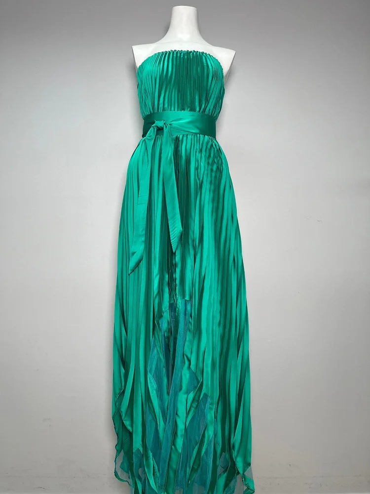 Spiral Tube Dress - Emerald Green (Pre order 7-10 day)  Kemissara