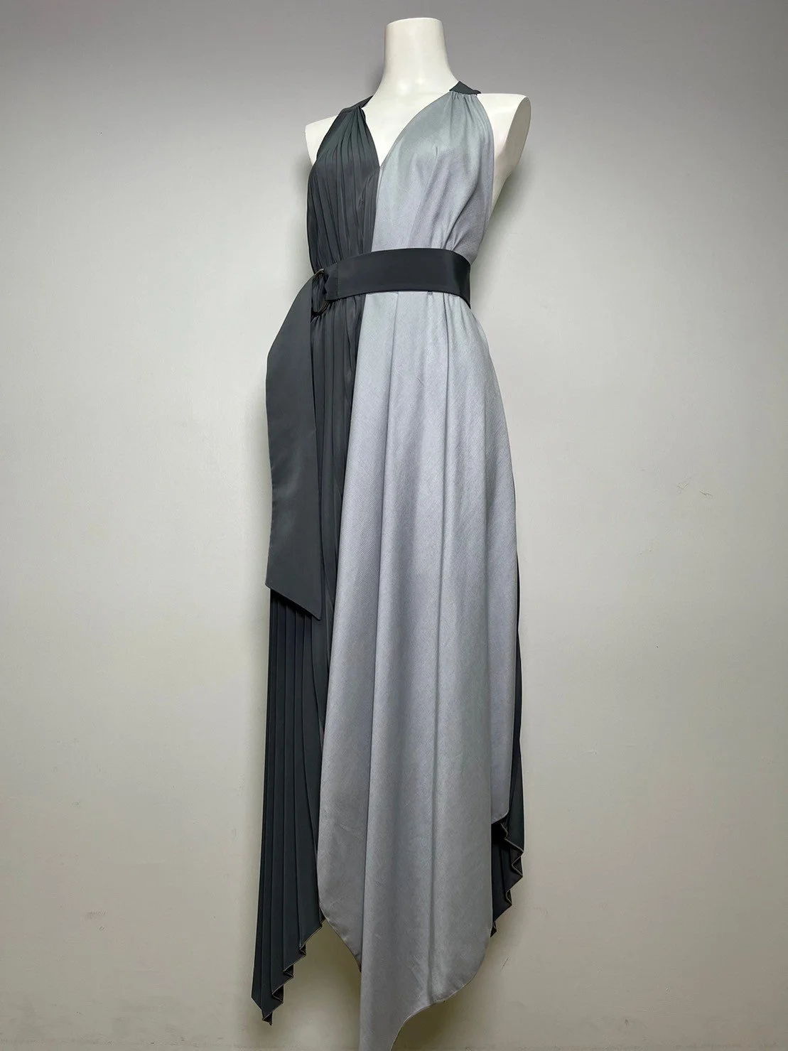 LINE_ALBUM_New collection 1_231204_9 - Copy.jpg