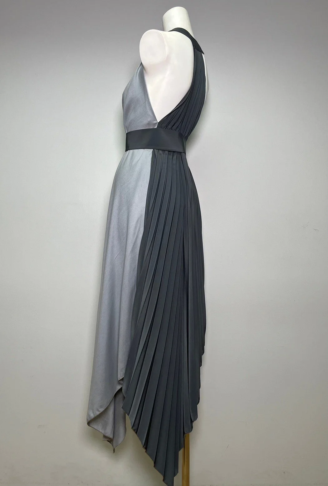 LINE_ALBUM_New collection 1_231204_6.jpg