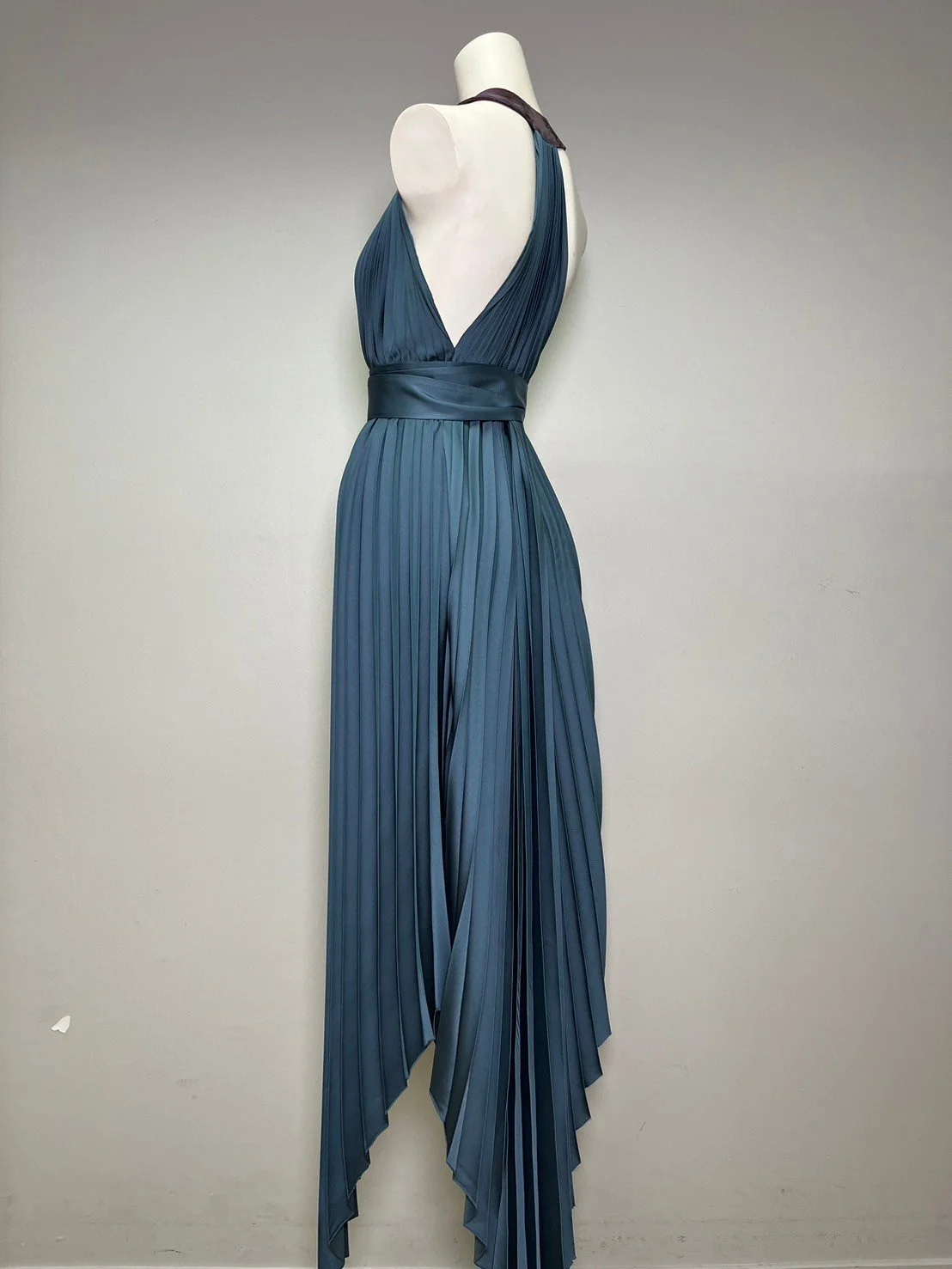 LINE_ALBUM_New collection2_240319_12.jpg