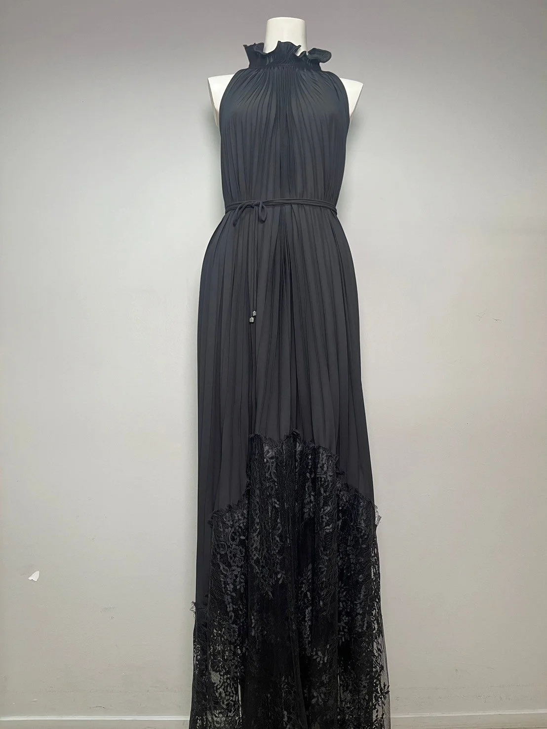 LINE_ALBUM_New collection2_240319_5.jpg