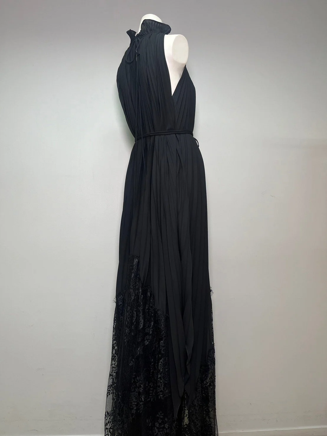 LINE_ALBUM_New collection2_240319_2.jpg