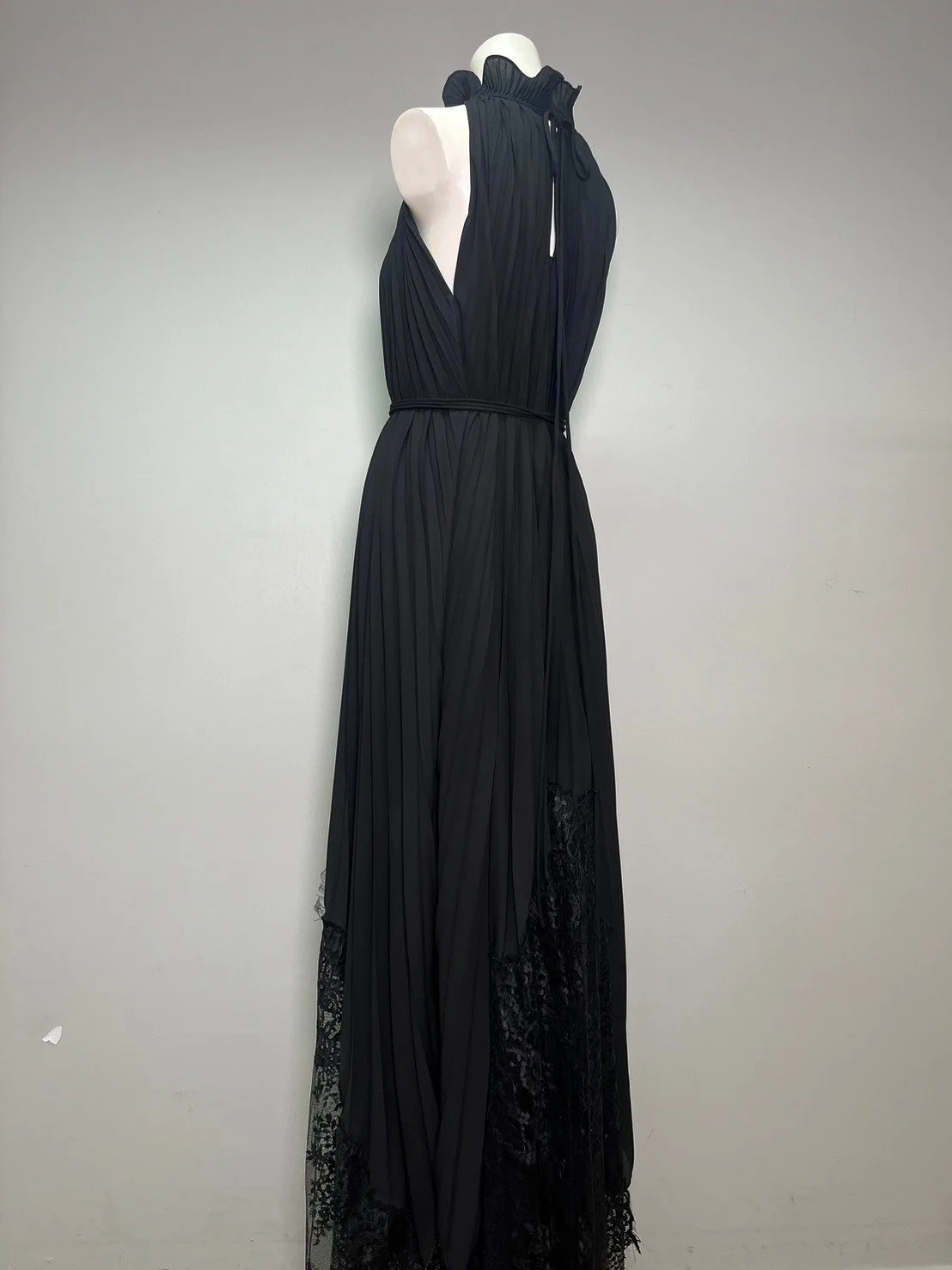 LINE_ALBUM_New collection2_240319_1.jpg