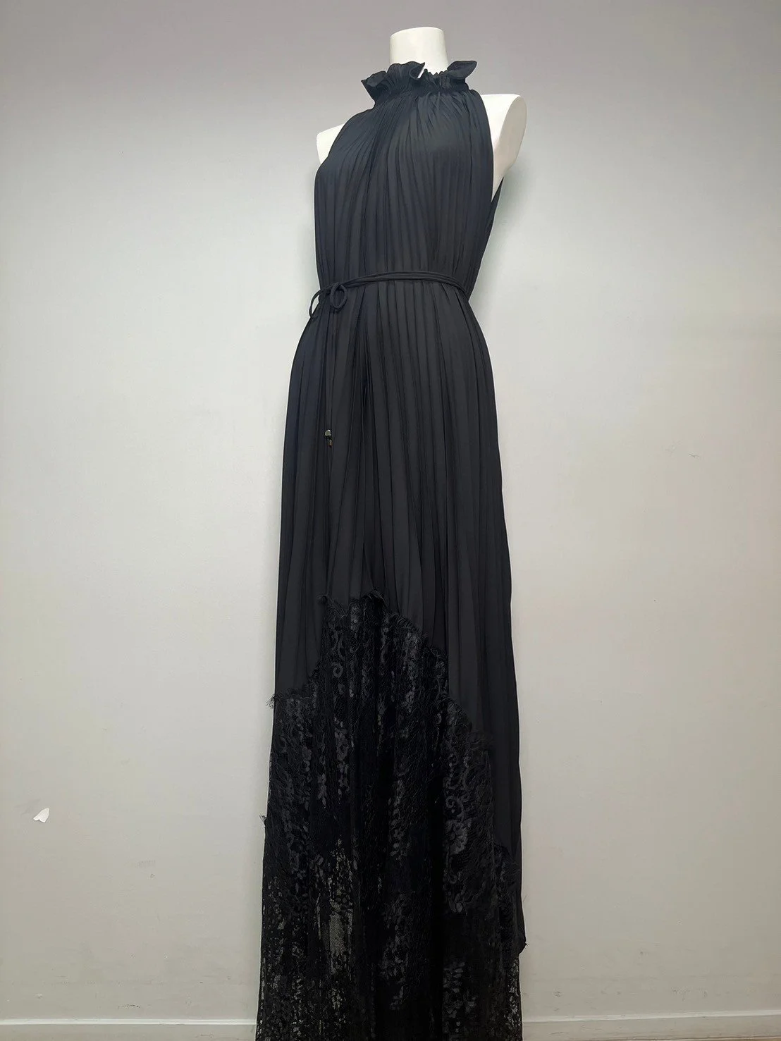 LINE_ALBUM_New collection2_240319_4.jpg
