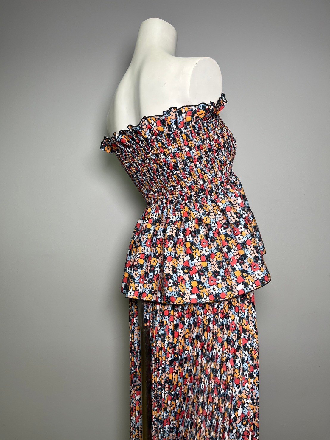 LINE_ALBUM_New collection2_240320_8.jpg