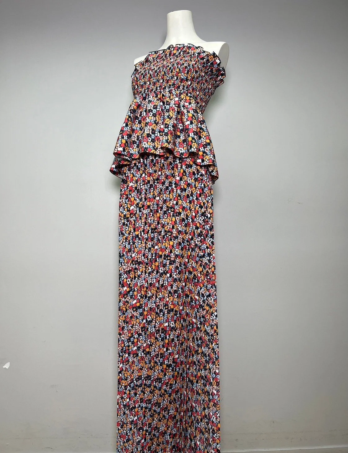 LINE_ALBUM_New collection2_240320_17.jpg