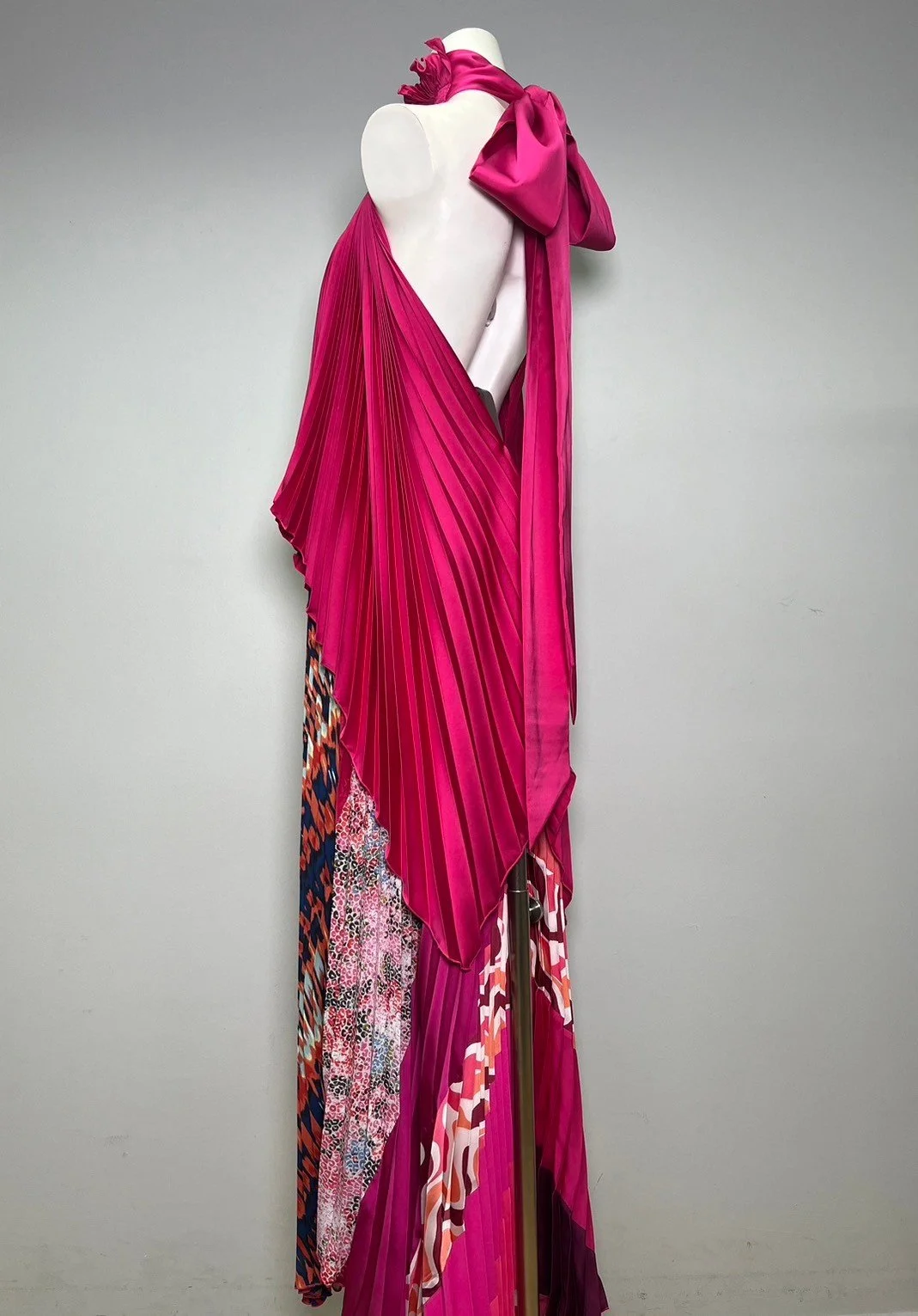 LINE_ALBUM_Unique piece_240601_1.jpg