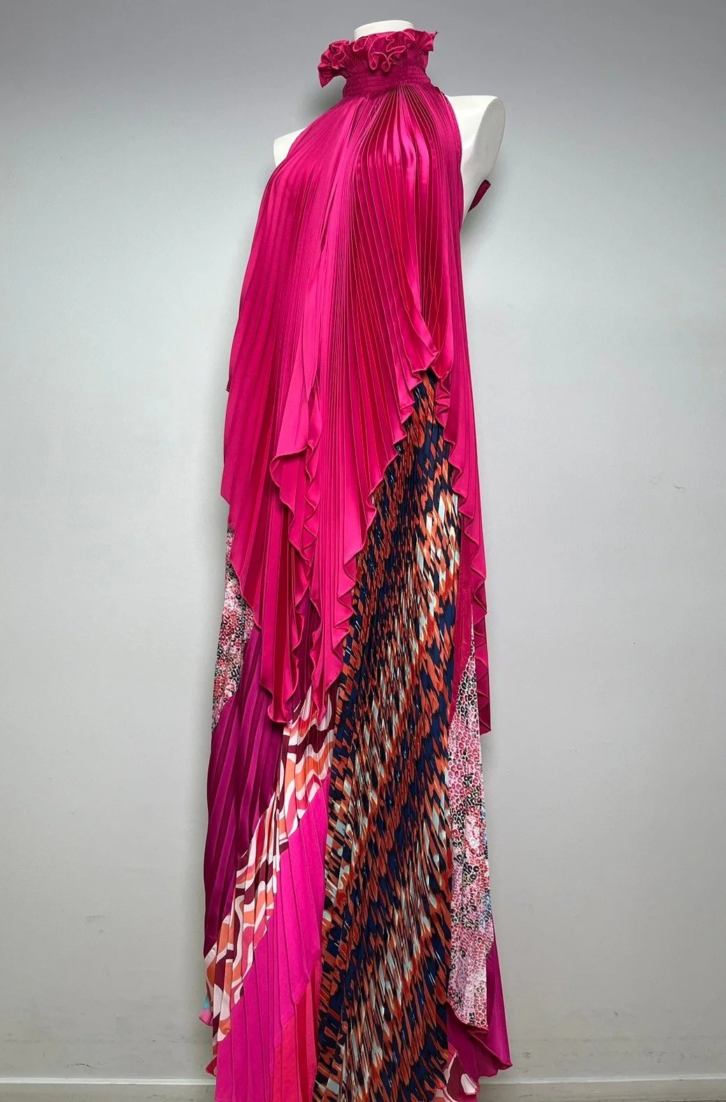 LINE_ALBUM_Unique piece_240601_4.jpg