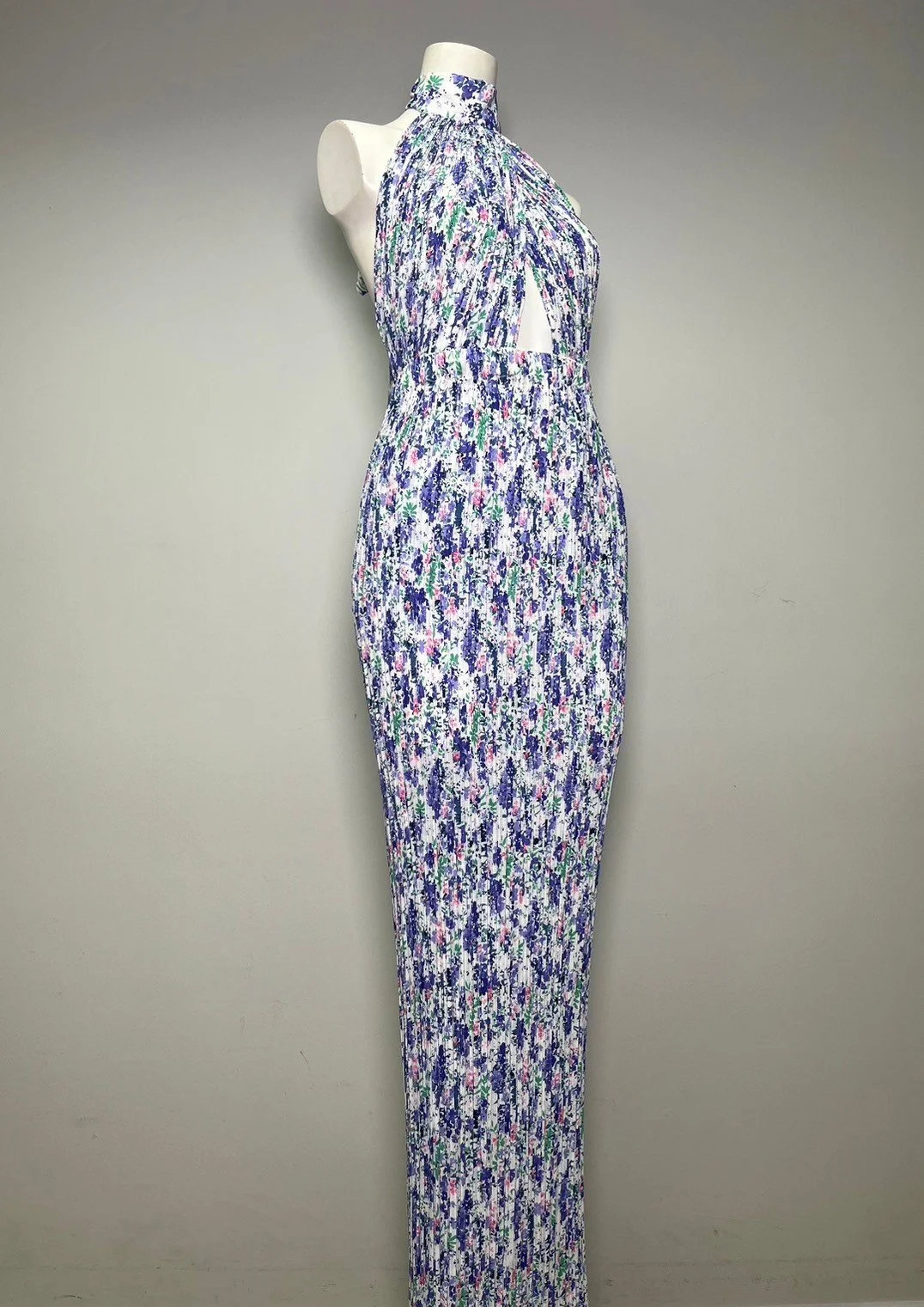 LINE_ALBUM_New collection2_240606_3.jpg