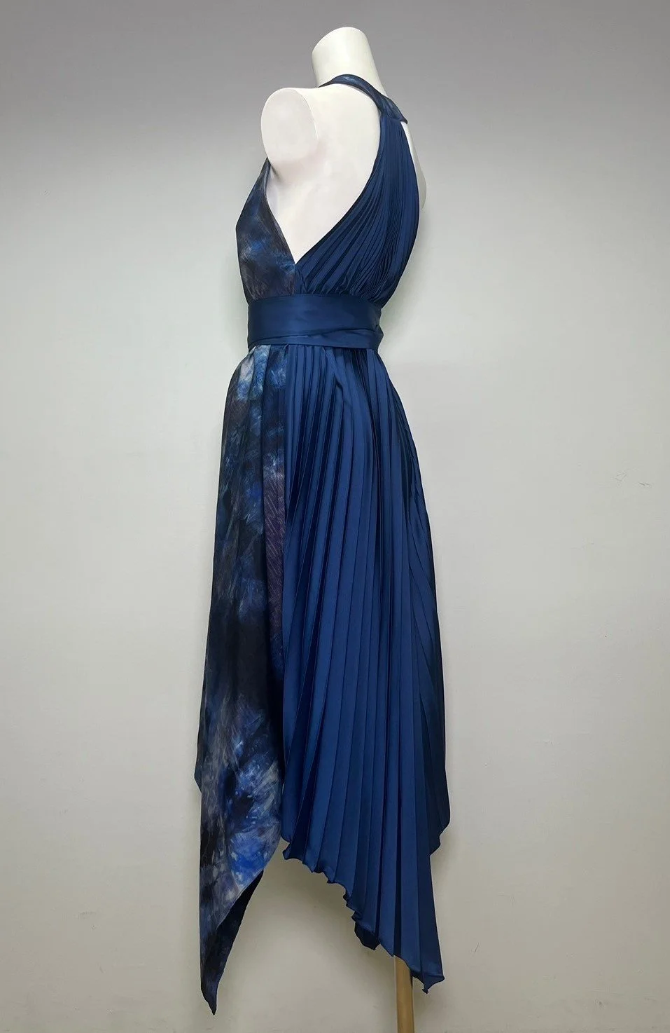LINE_ALBUM_New collection 1_240222_6.jpg